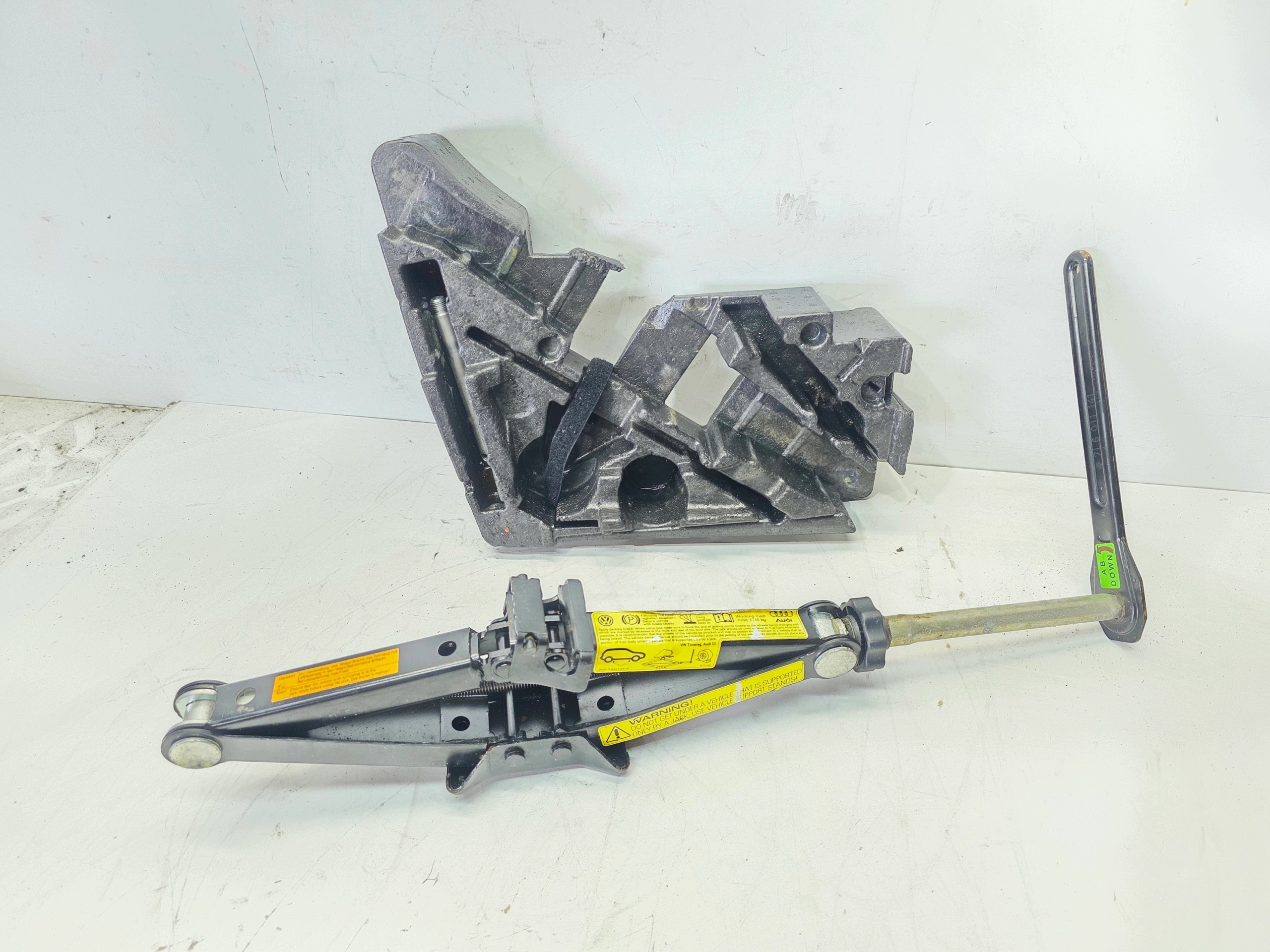 gear lever lift WINDA AUDI Q7 4L 7L6011031B
