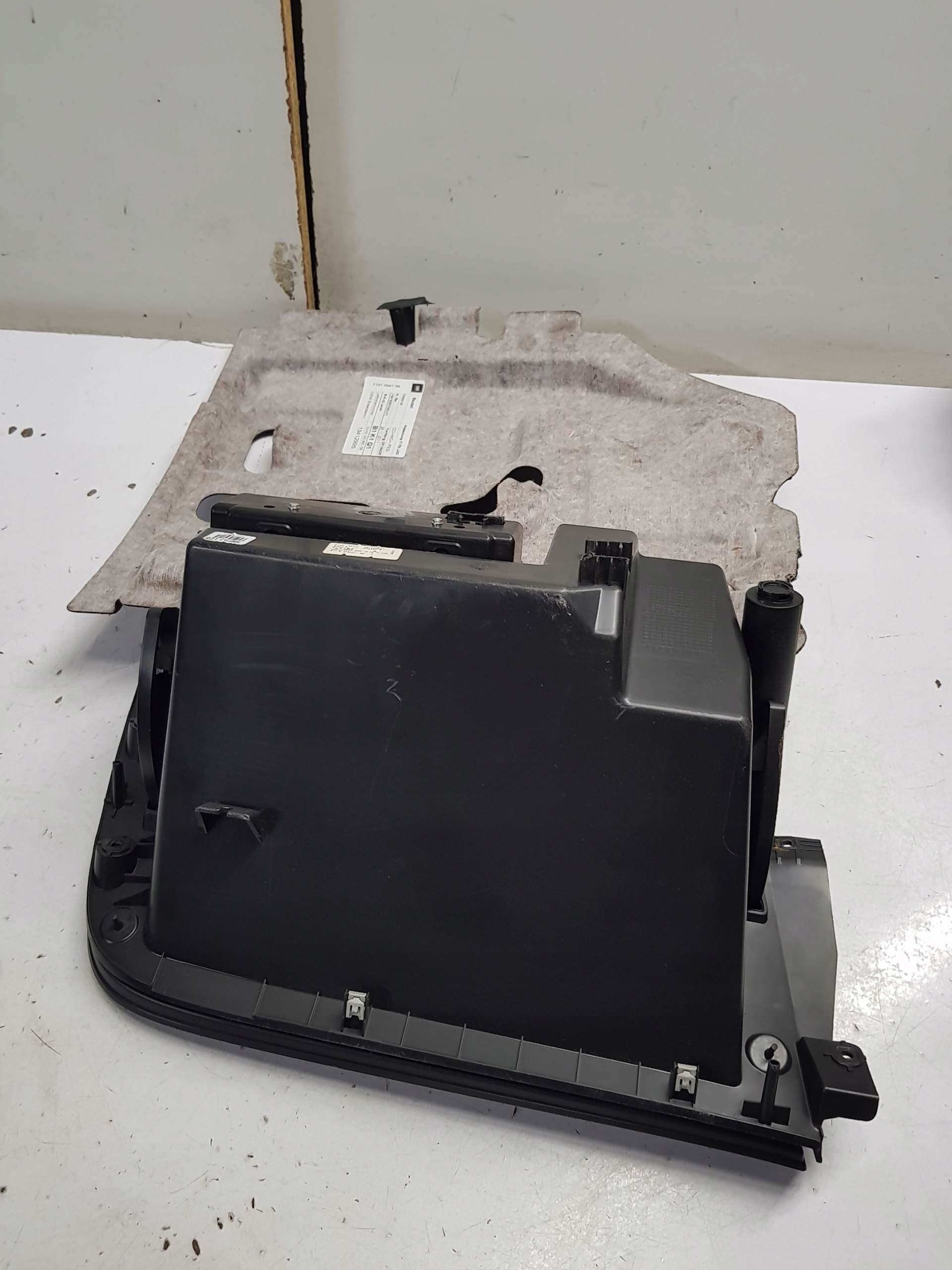 плит CD бардачок opel ASTRA K