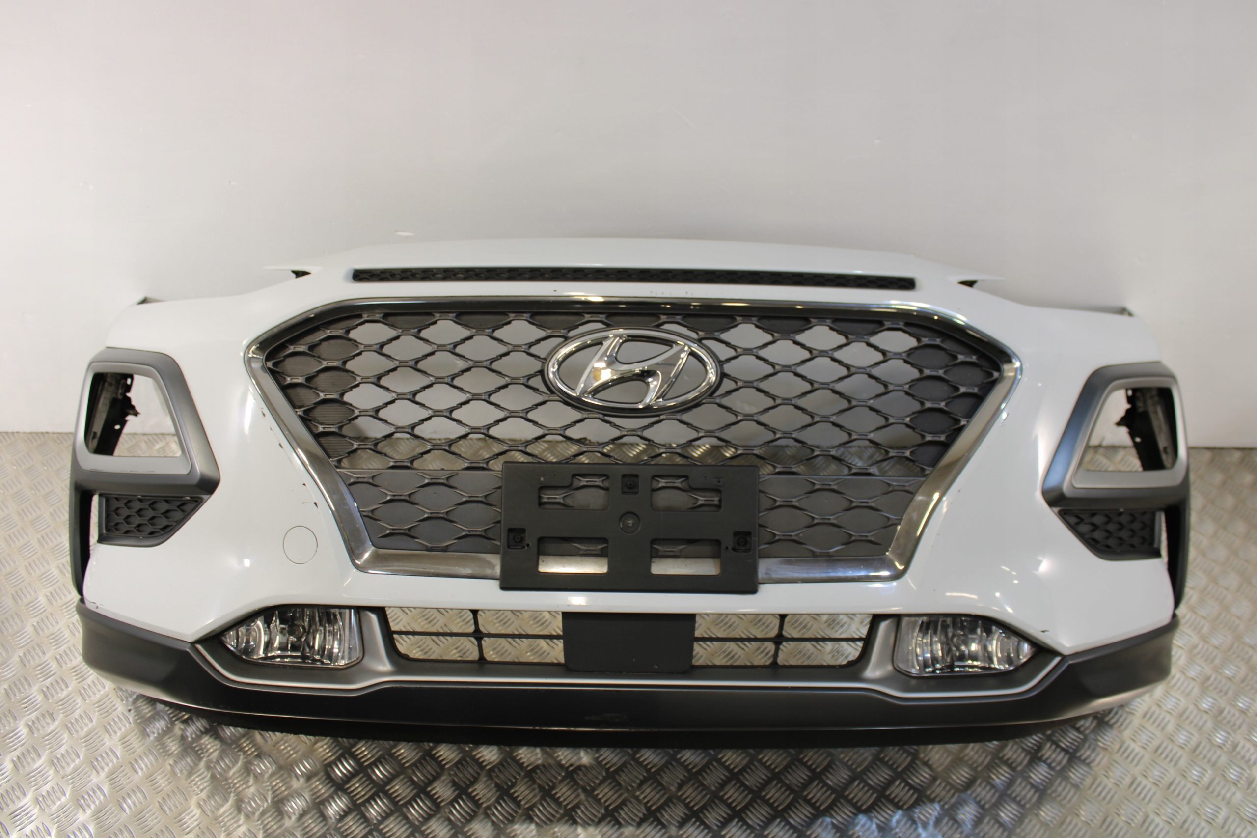 bumper front front HYUNDAI KONA