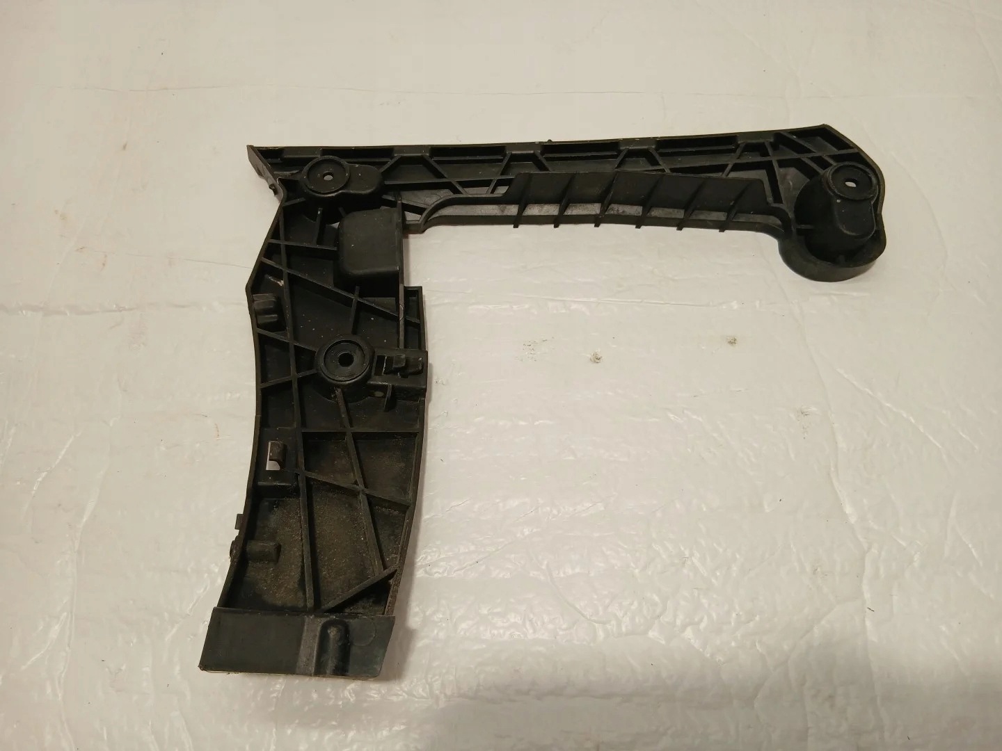 AUDI A4 B9 LIFT bumper bracket right rear part 8W5807454A