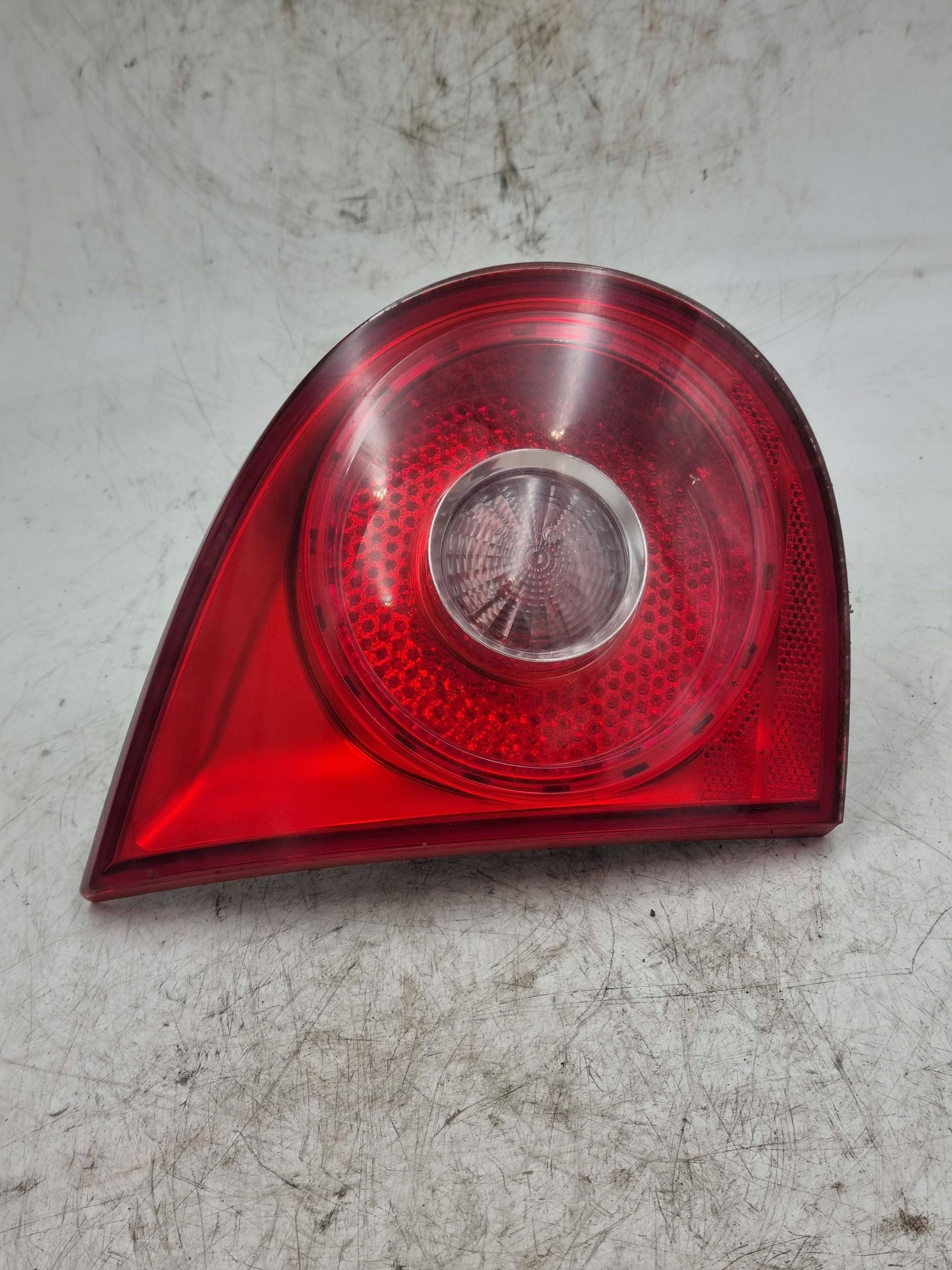 light left rear part VW Golf V HB to the bonnet 1K6945093E original