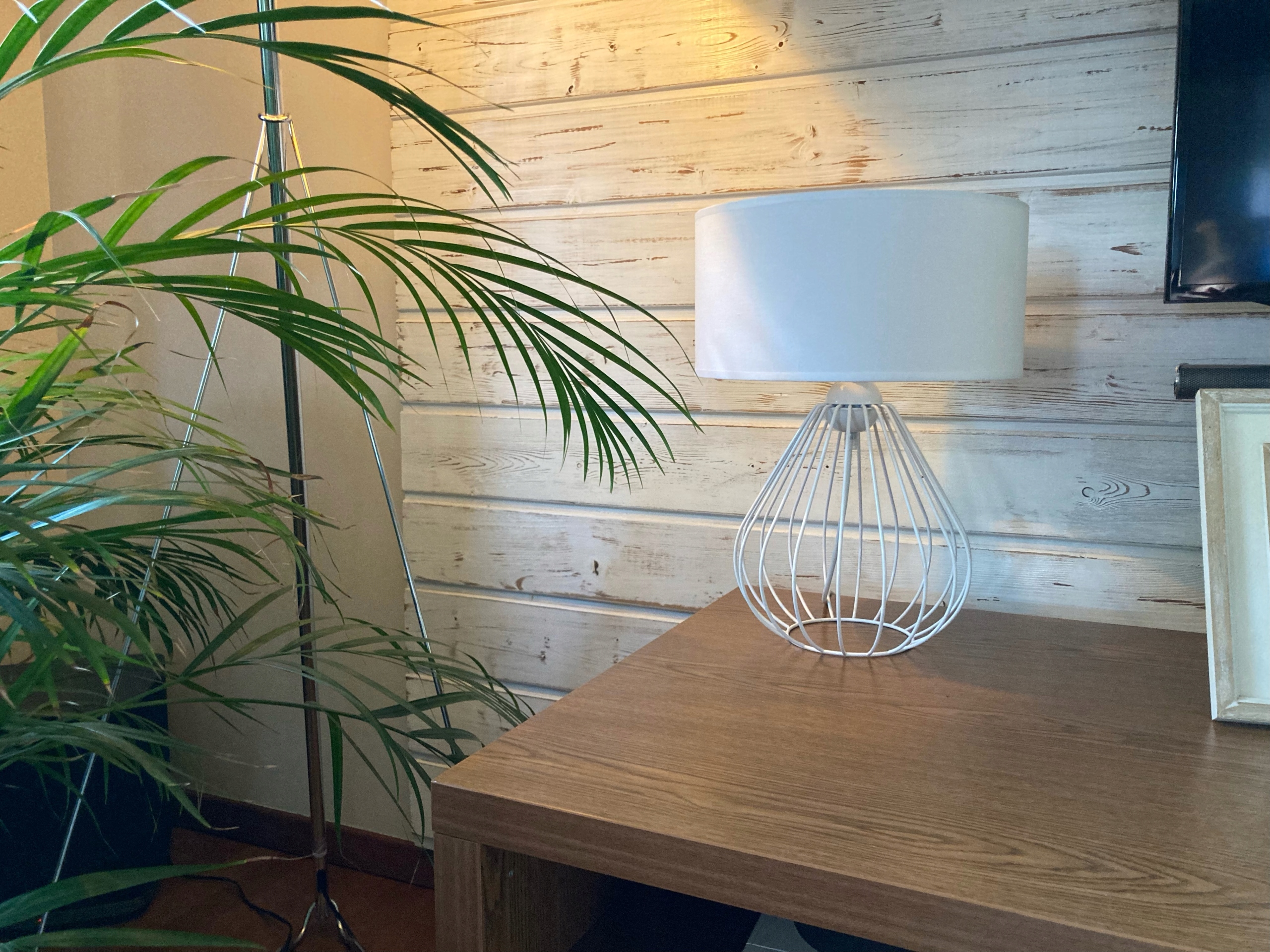 LAMPA LAMPKA STOŁOWA NOCNA DRUCIAK ABAŻUR LED Kolekcja STOŁOWA