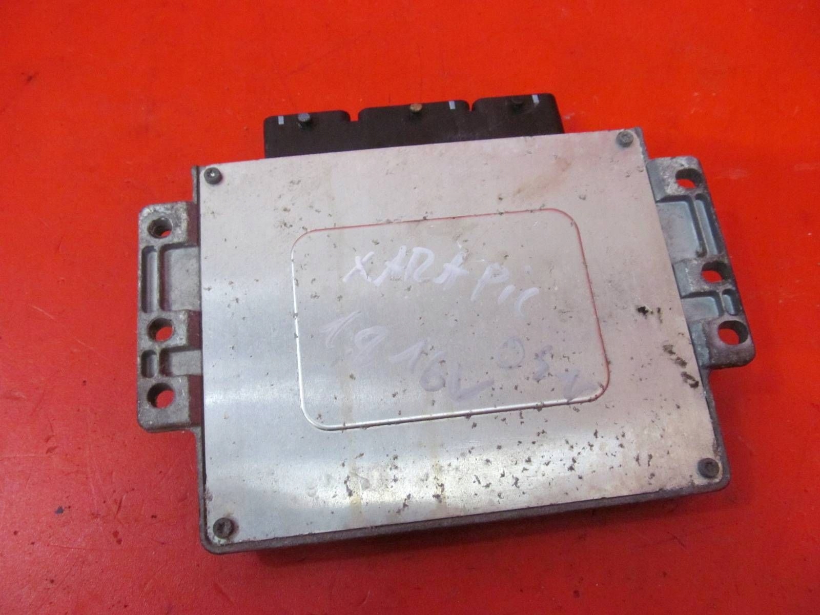 CITROEN XSARA PICASSO 1.8 16V 6FZ control unit computer of the engine 9655980980