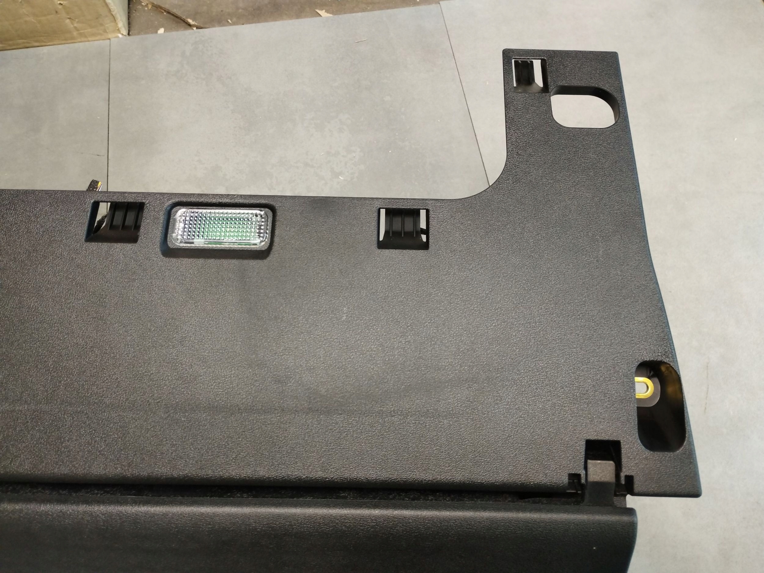 Audi A5 B10 Handschuhfach des Beifahrers 8B1857035B