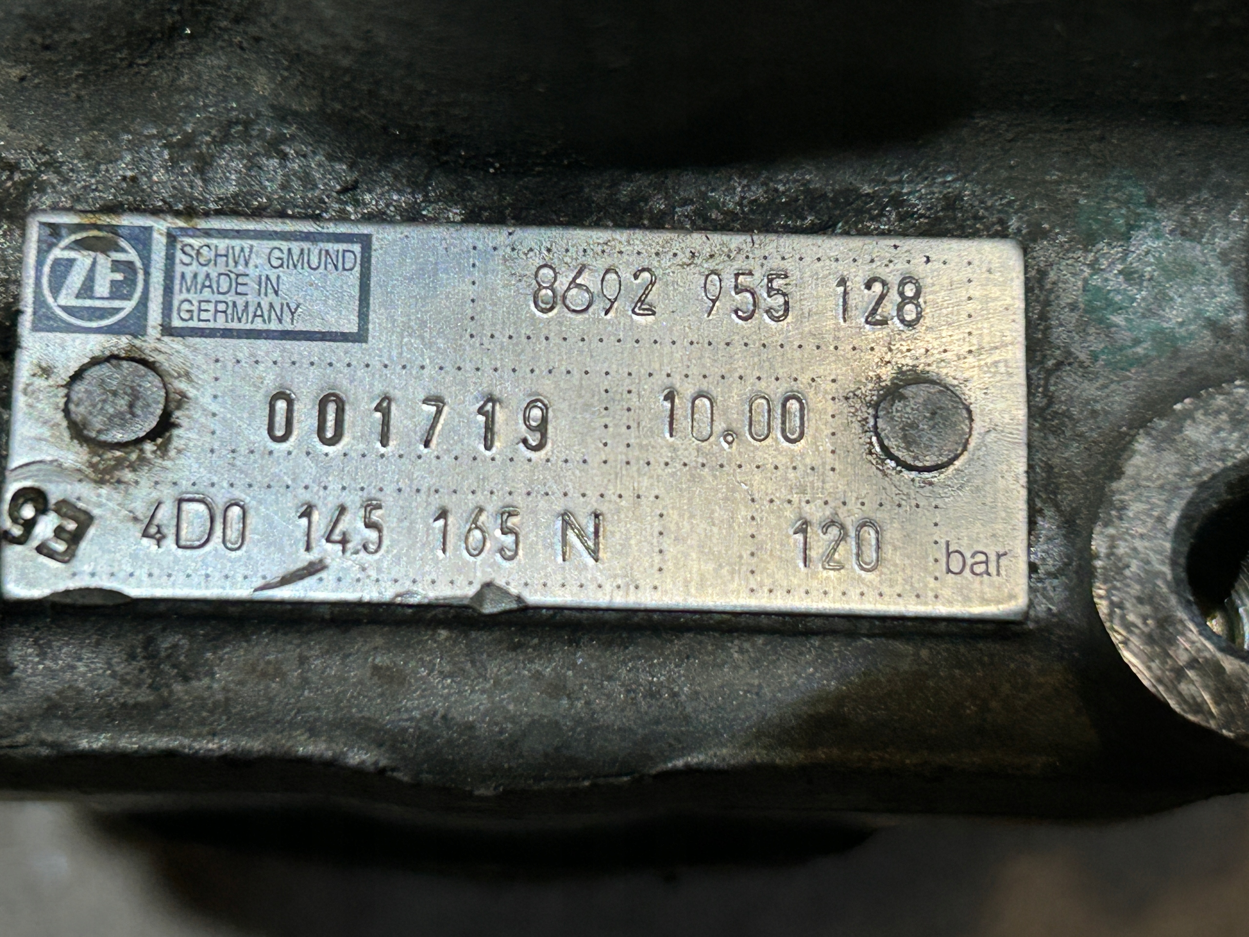 насос гур Audi A8 S8 D2 РЕСТАЙЛИНГ исправный