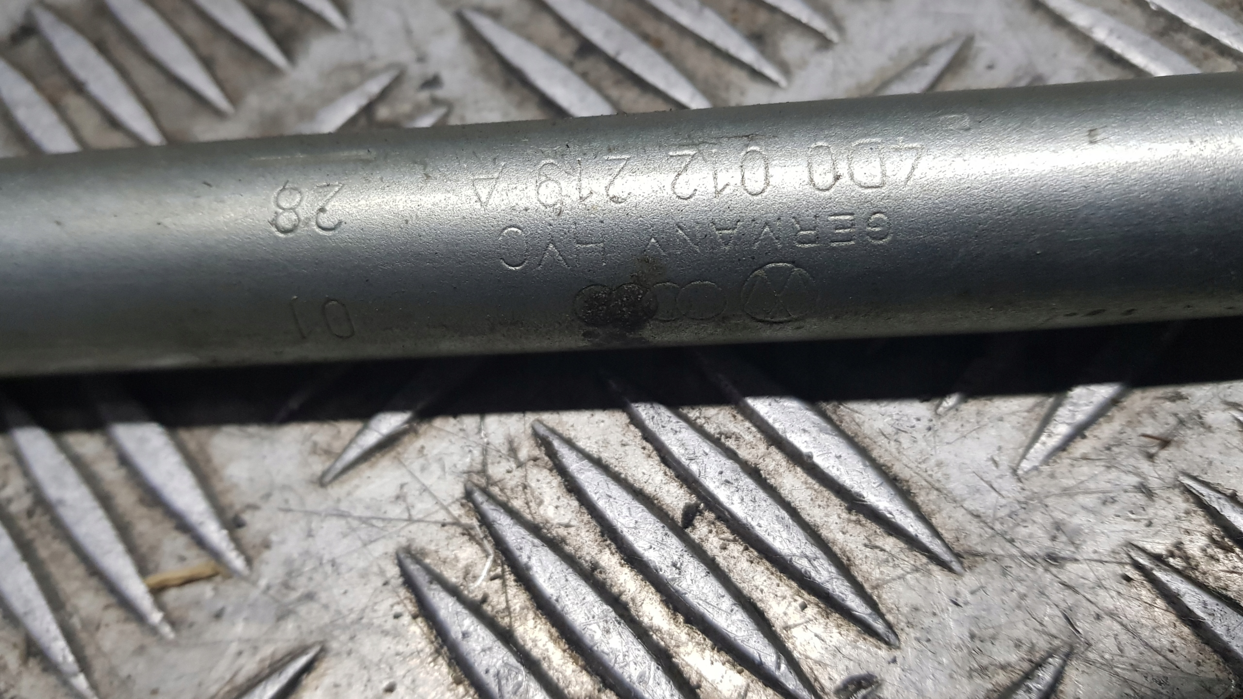VW SEAT AUDI 17 key DO wheels