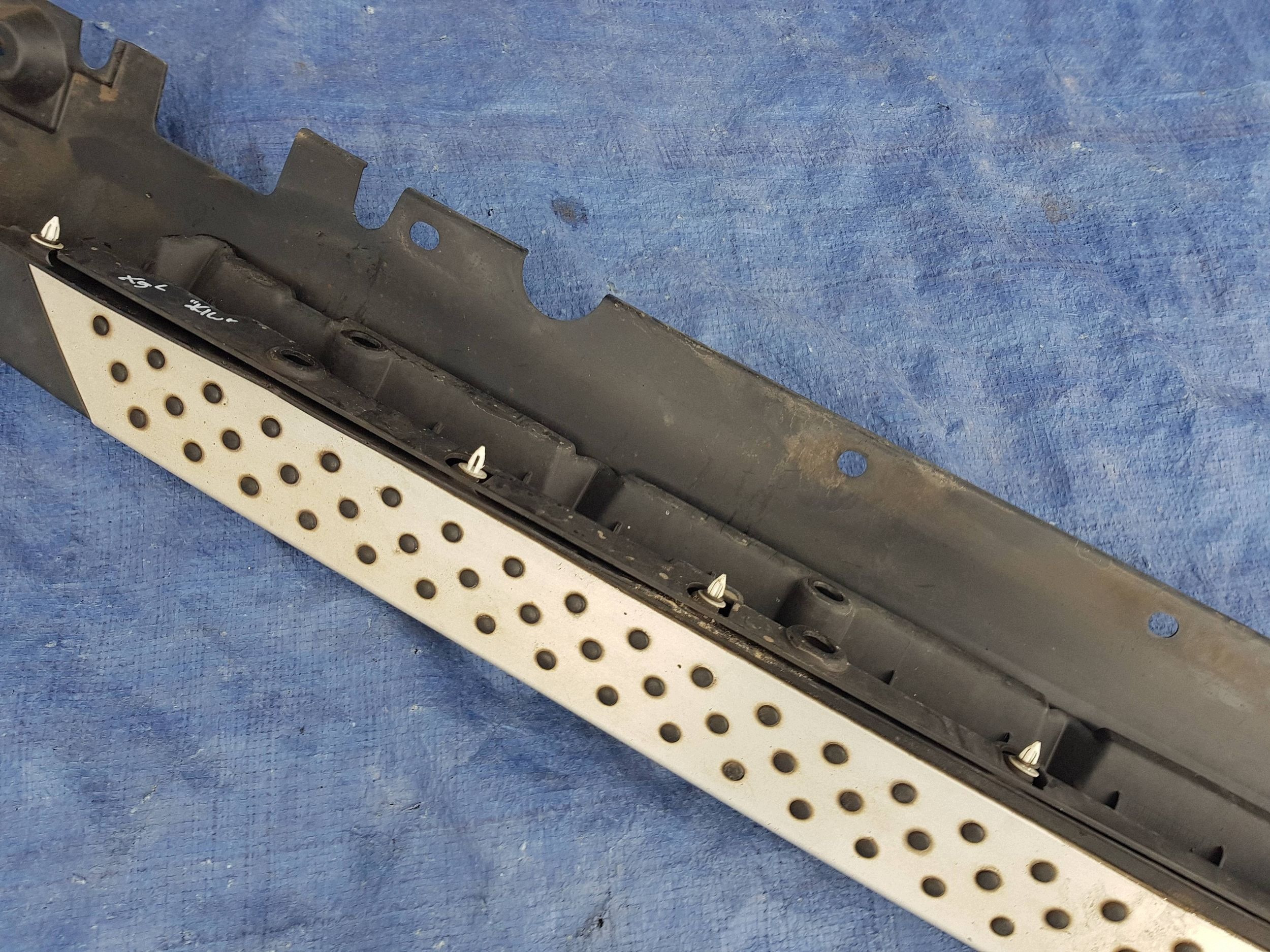 left threshold BMW X5 E70 cap moulding STOPIEN 7163555