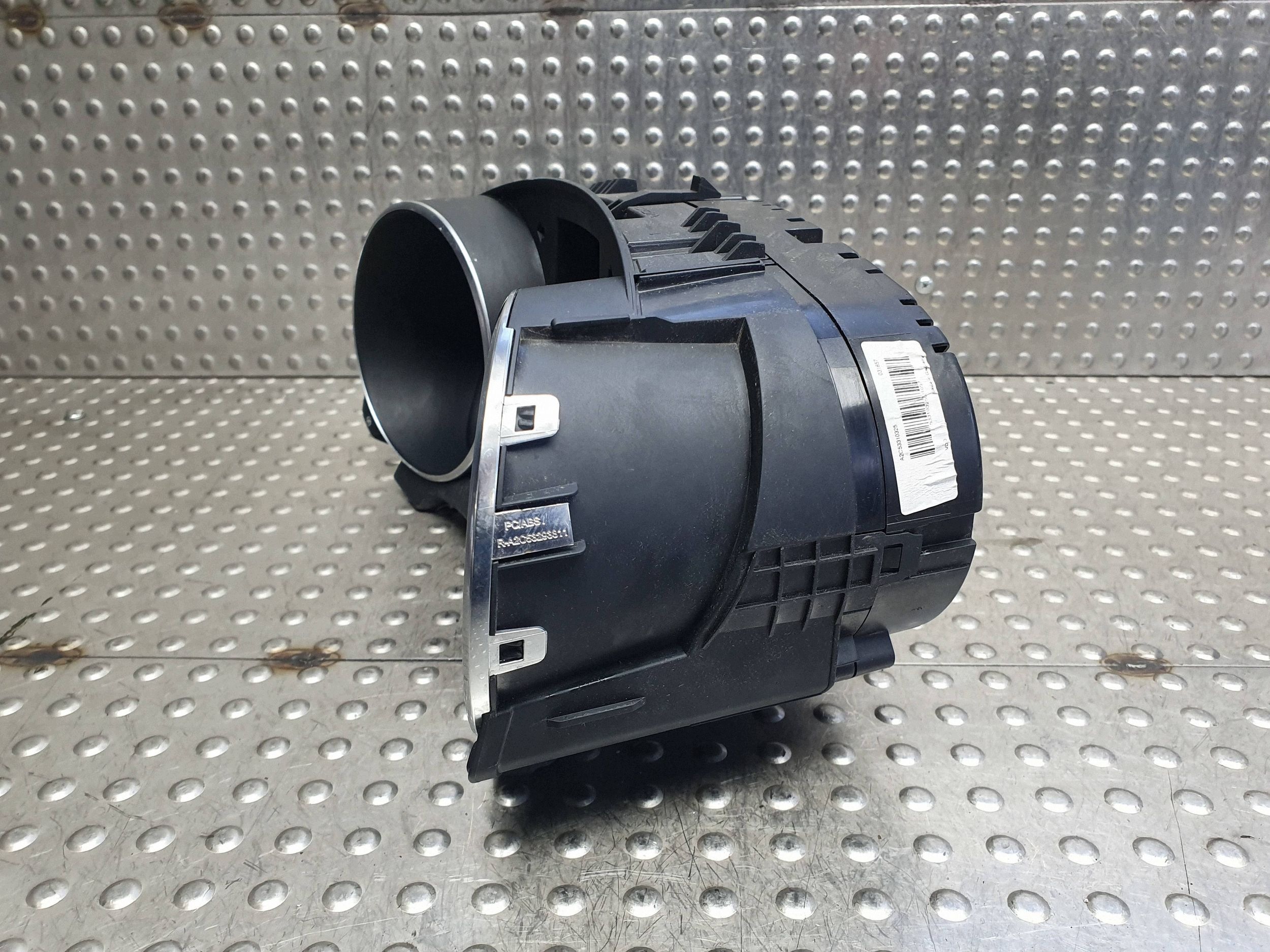 kilometar sat brzinomjer 5K0920860E VW GOLF VI 2.0 TDI