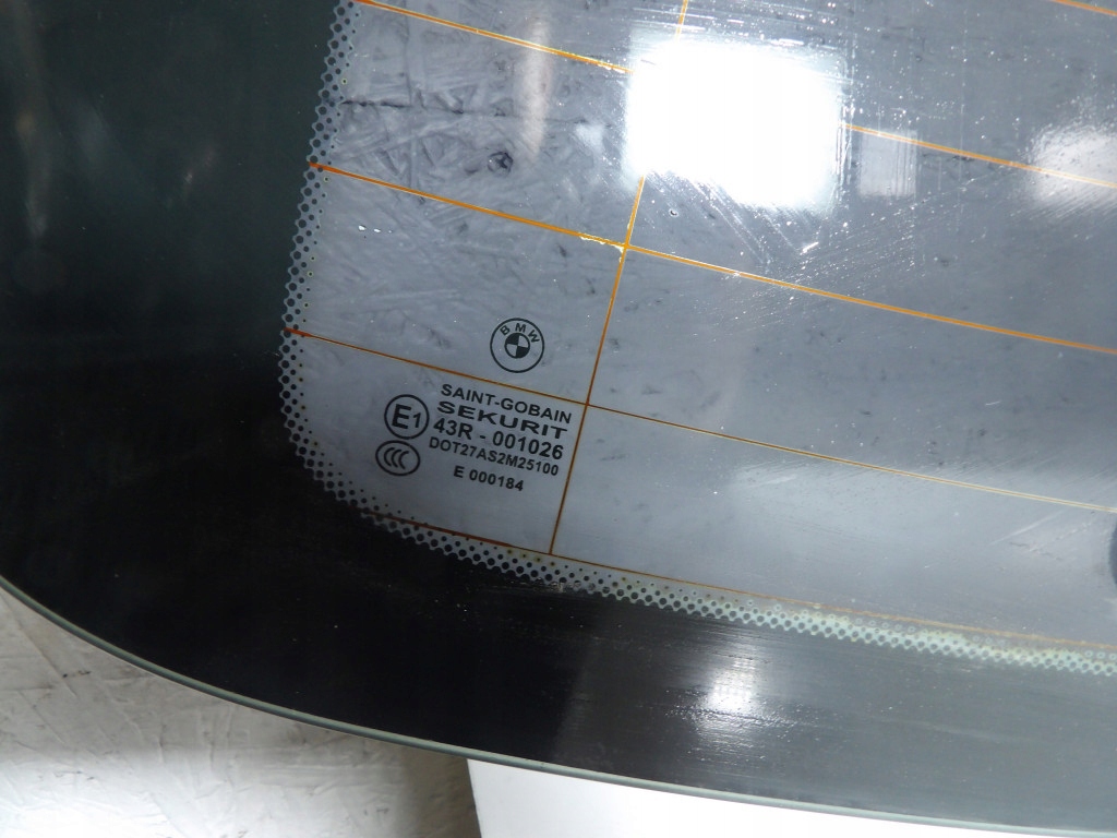 BMW 5 E61 window rear bonnet