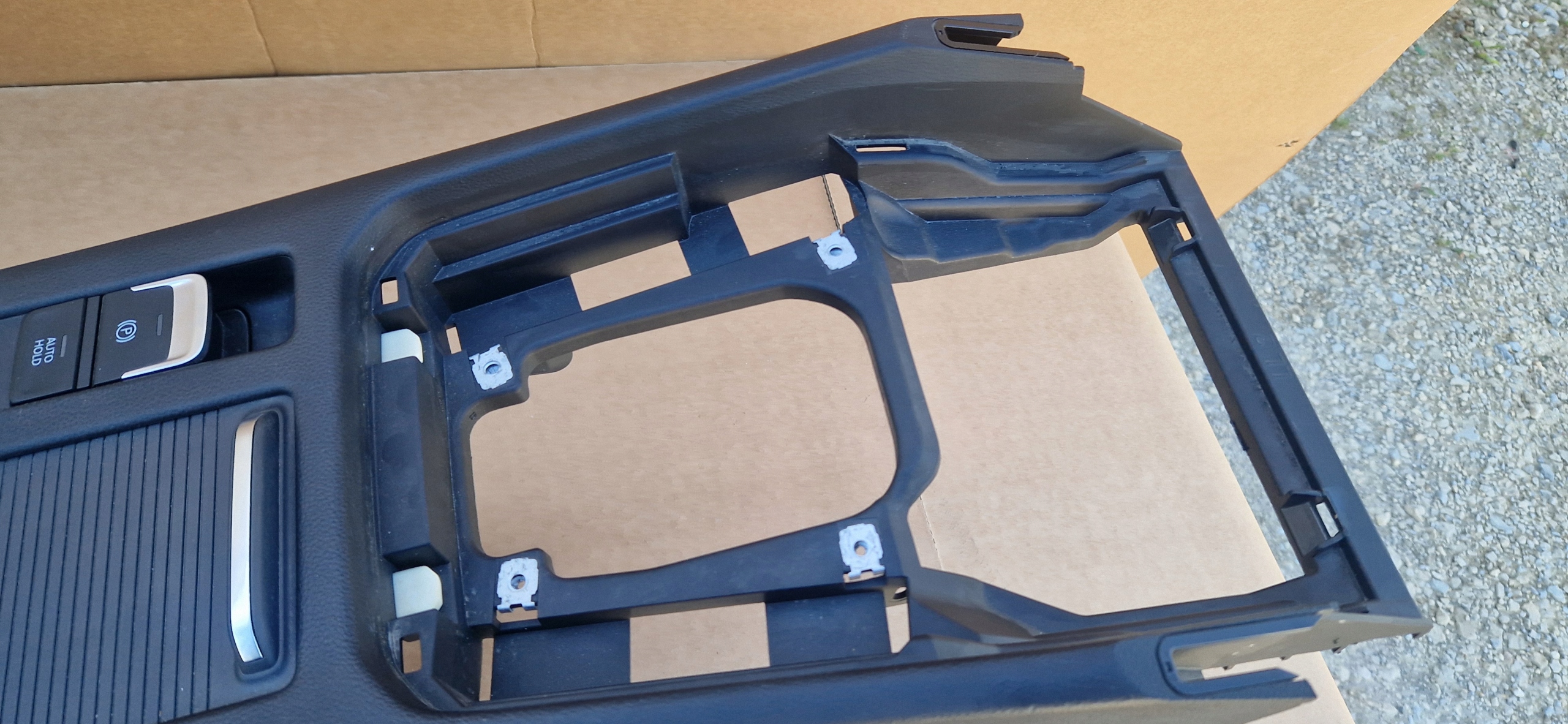 armrest leather TUNEL VW PASSAT B8 original