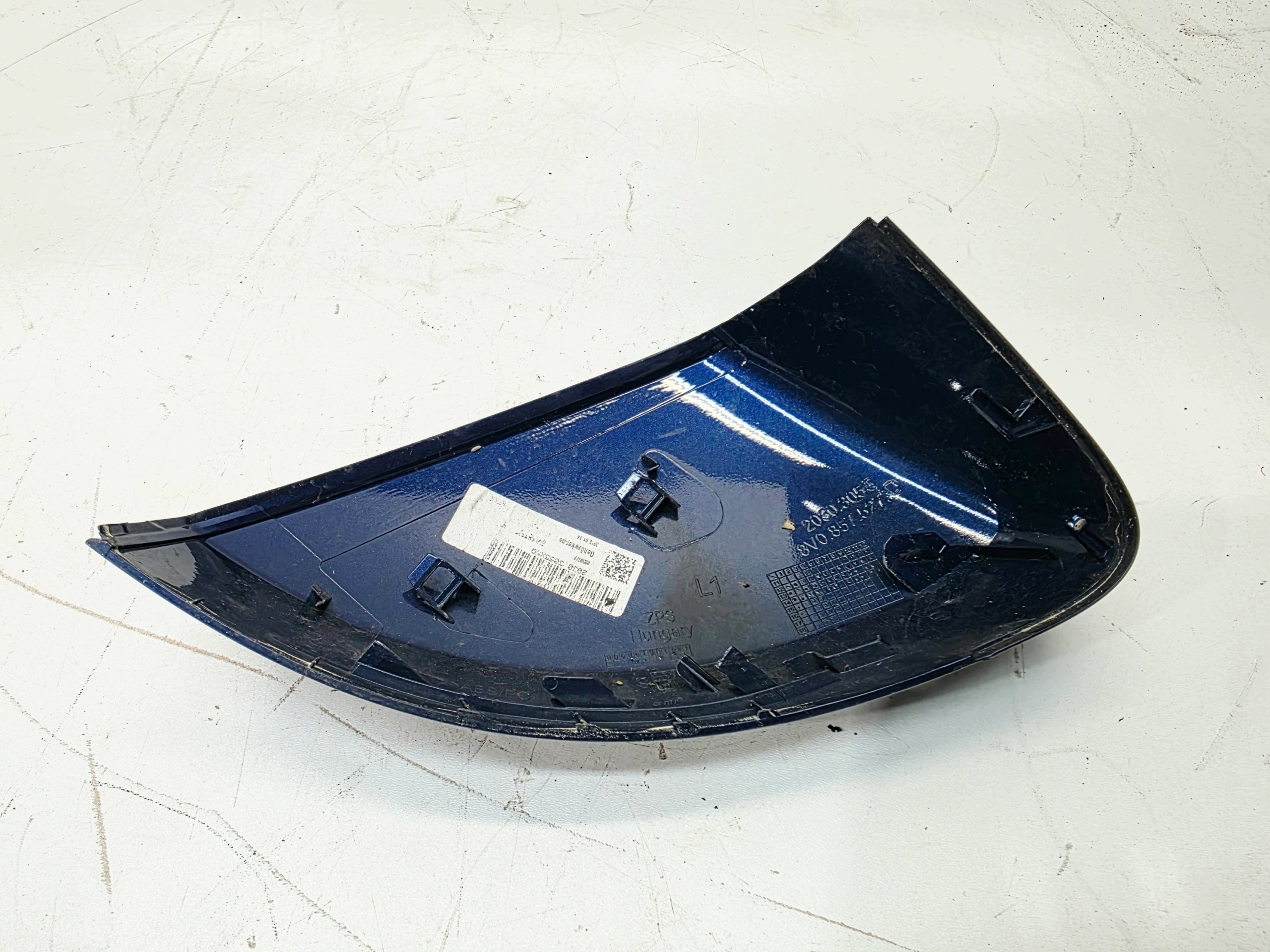 cover mirrors left AUDI A3 8V 8V0857527D LX5Q