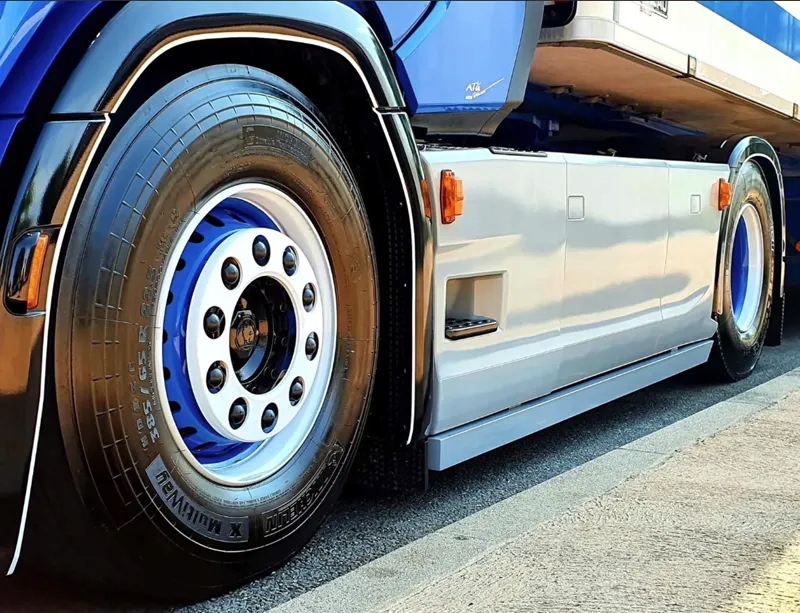 LvLUp TIRESHINE 1600 ml PREPARAT DO PIELĘGNACJI OPON DRESSING Producent Inny