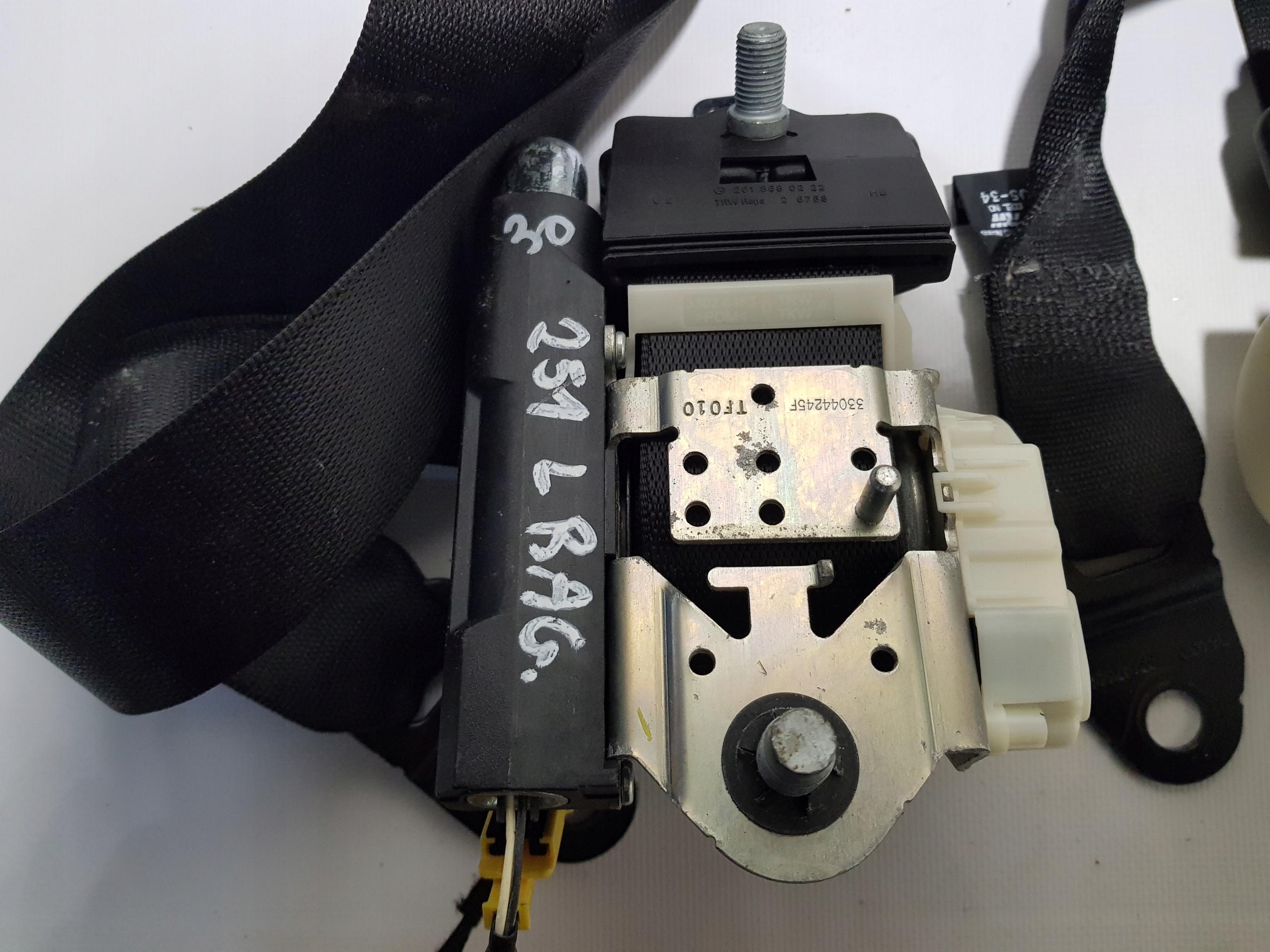 tension belts front left right KOMPLET MERCEDES W251
