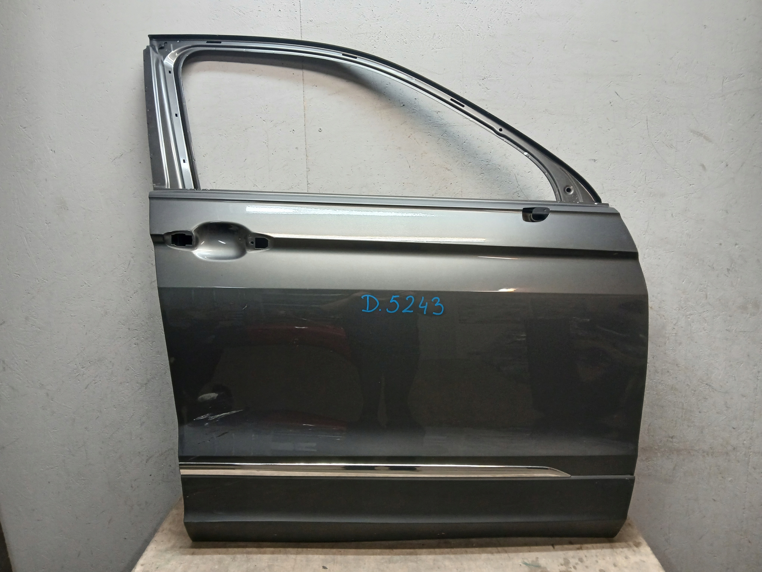 door front right VW TIGUAN II 2 5NA 15-23