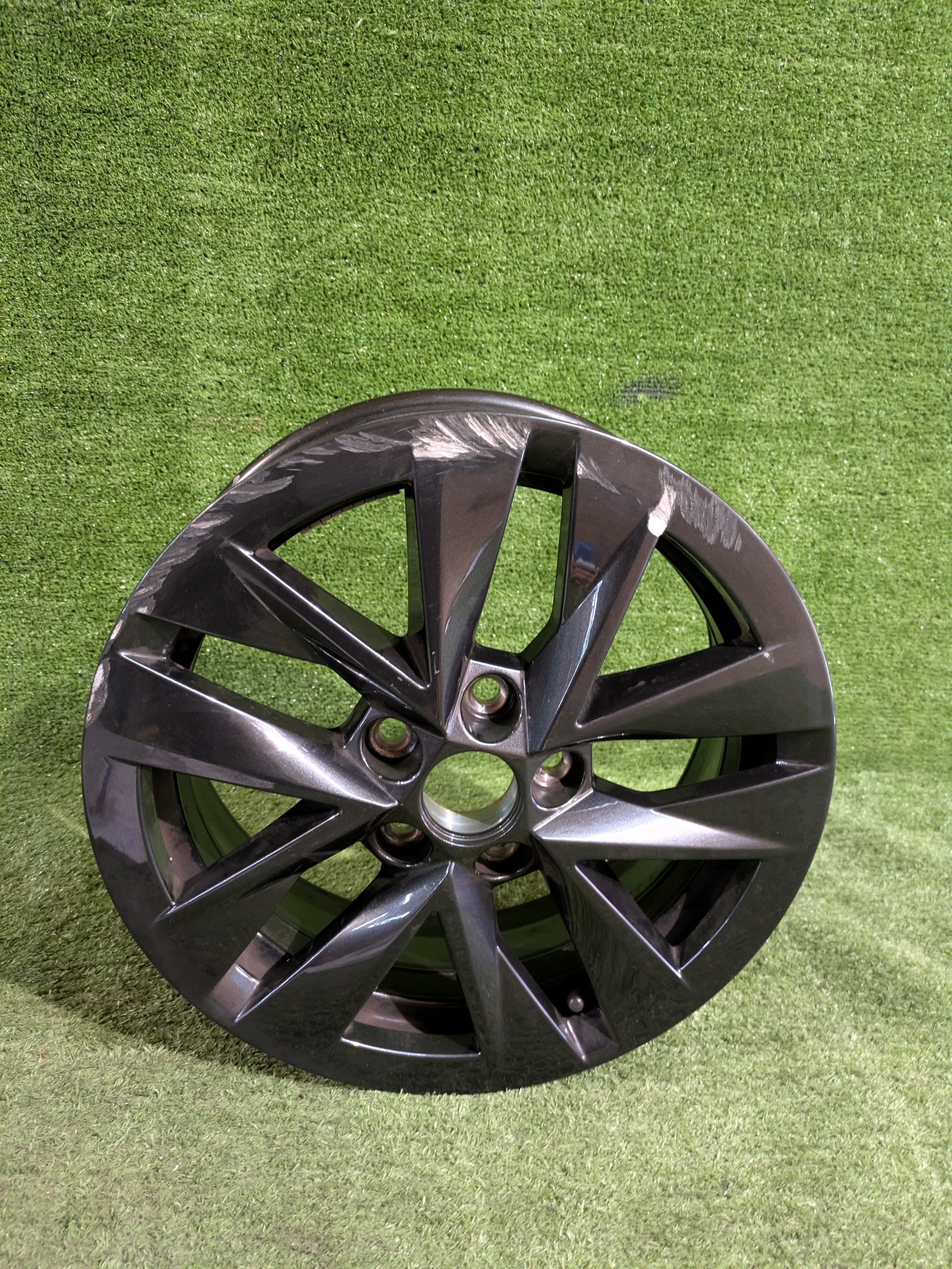 disk hliníkový disk SKODA FABIA IV 15" x 5.5J ET40 NR.F389