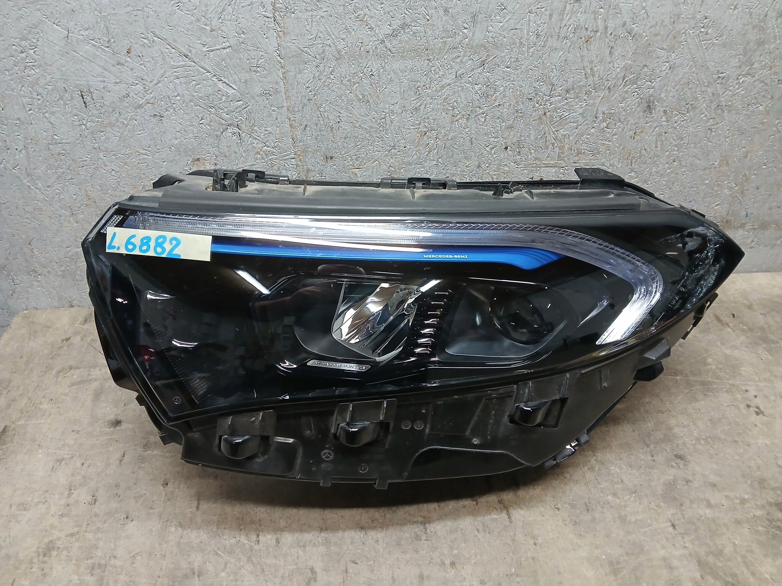 light front left MERCEDES EQA EQB A243 W243 FULL LED HP 21- A2439062701