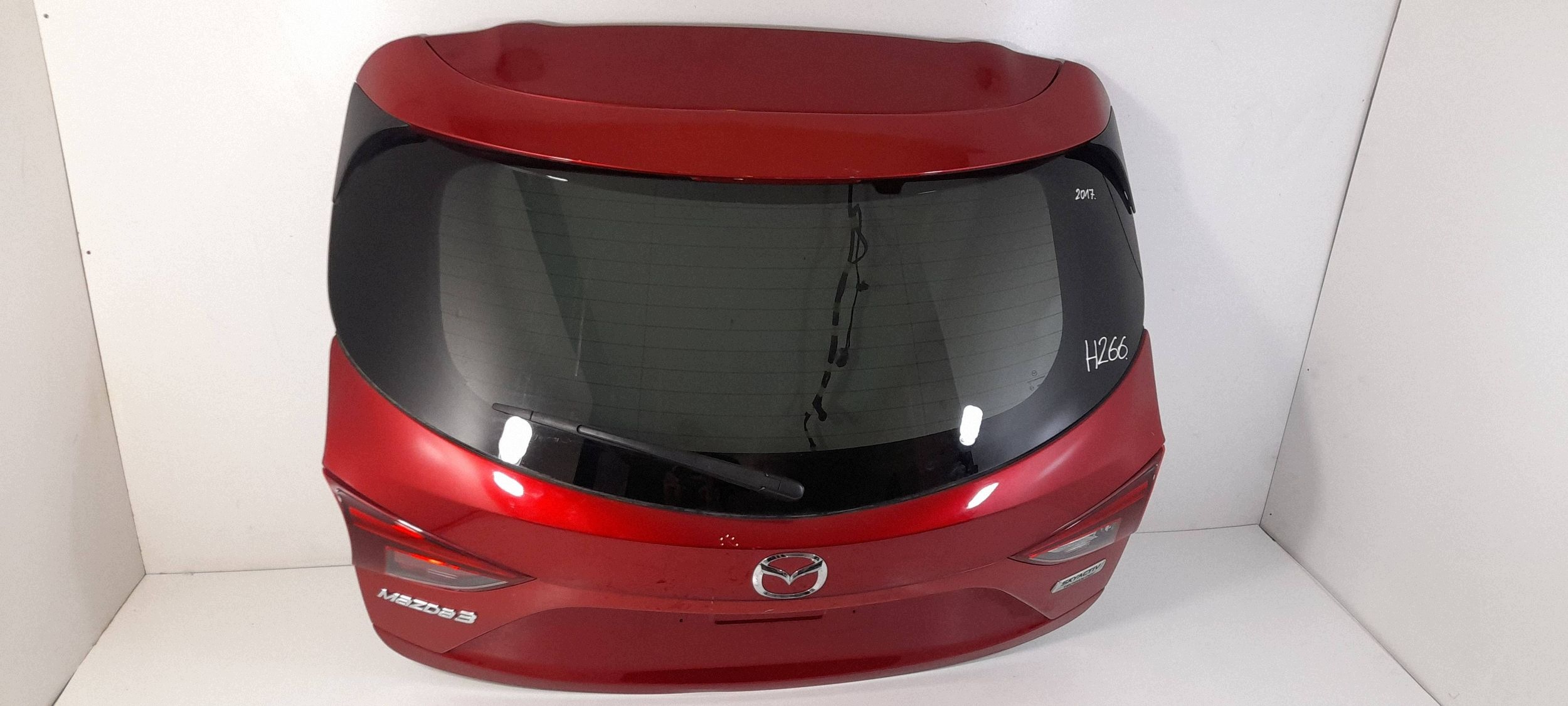 Mazda 3 BM 2013-2019r trunk door boot kamera (H266)