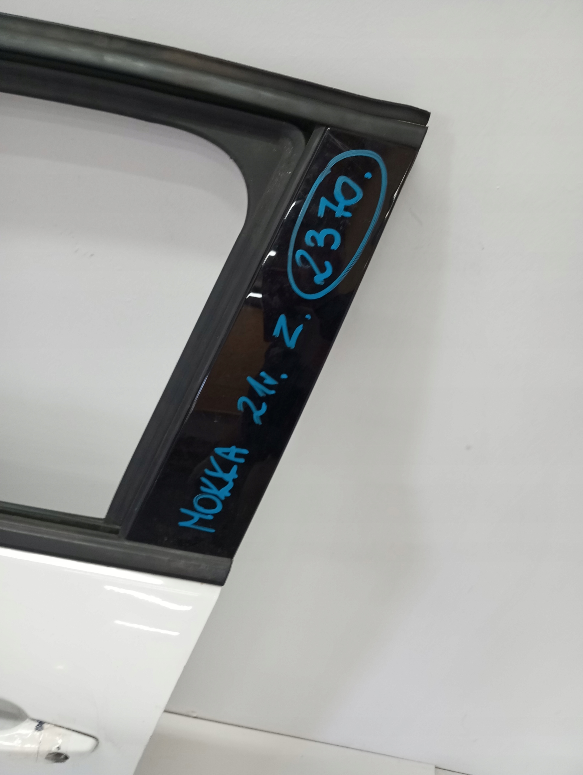 door left front OPEL MOKKA B 21R