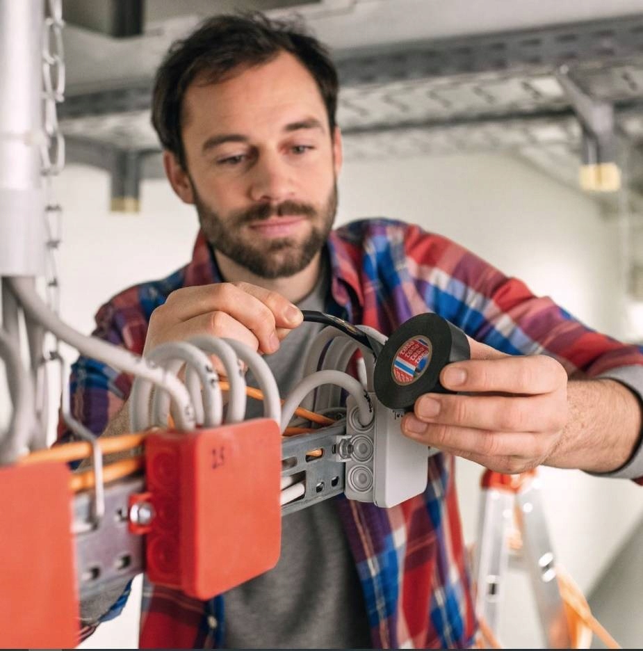 TAŚMA IZOLACYJNA CZARNA TESA 19mm 20M MOCNA 53988 Producent części Tesa