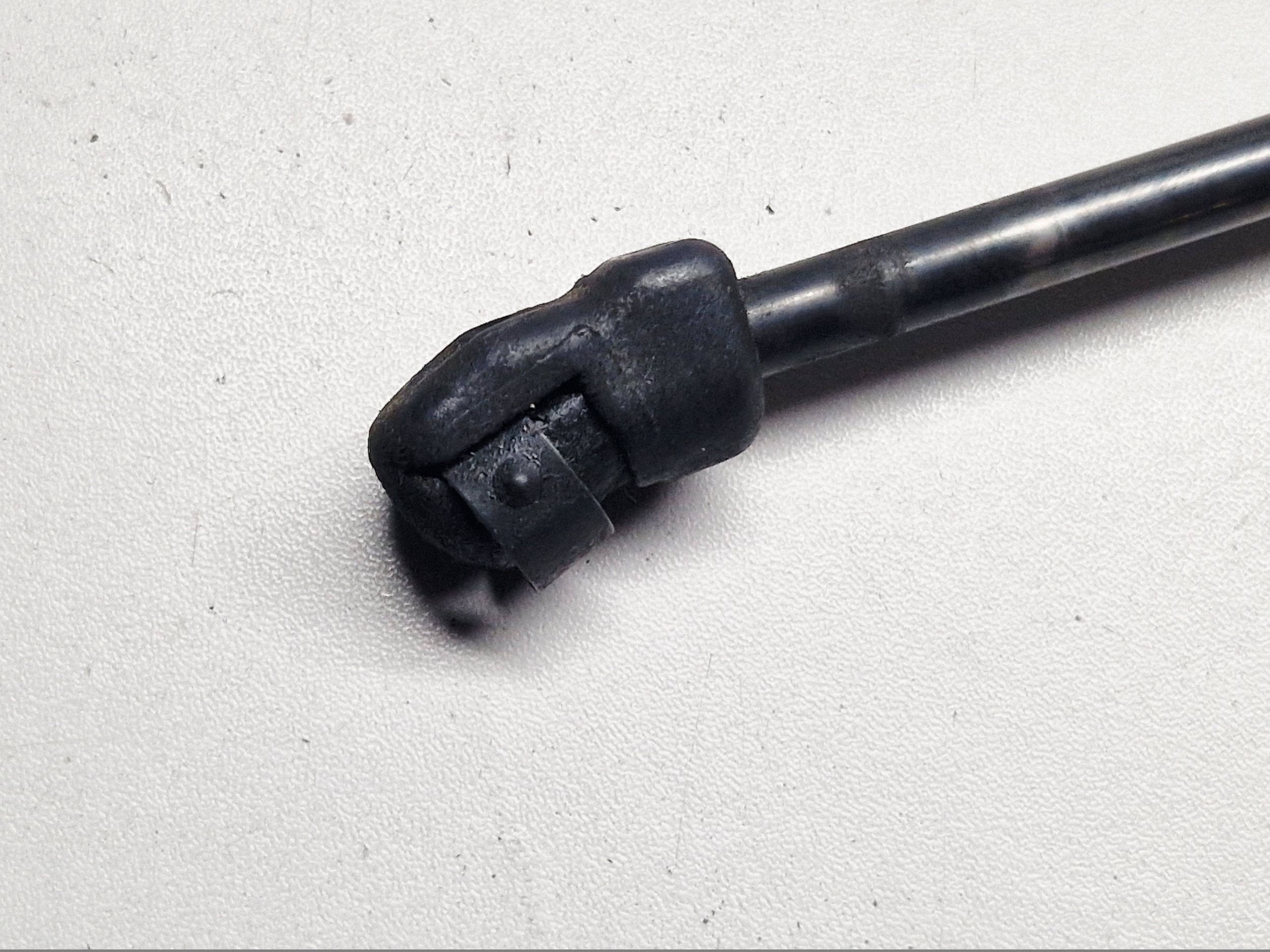 damper bonnets Ford Mondeo MK V MK5 DS73F16C827AD