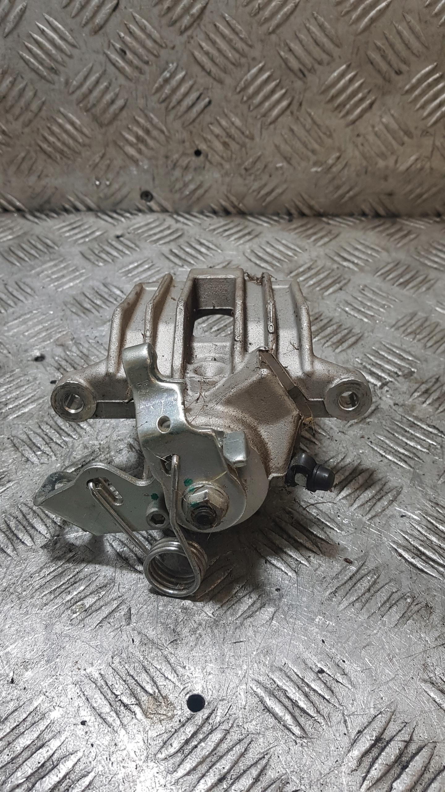 caliper brake left rear part rear VOLKSWAGEN GOLF 4