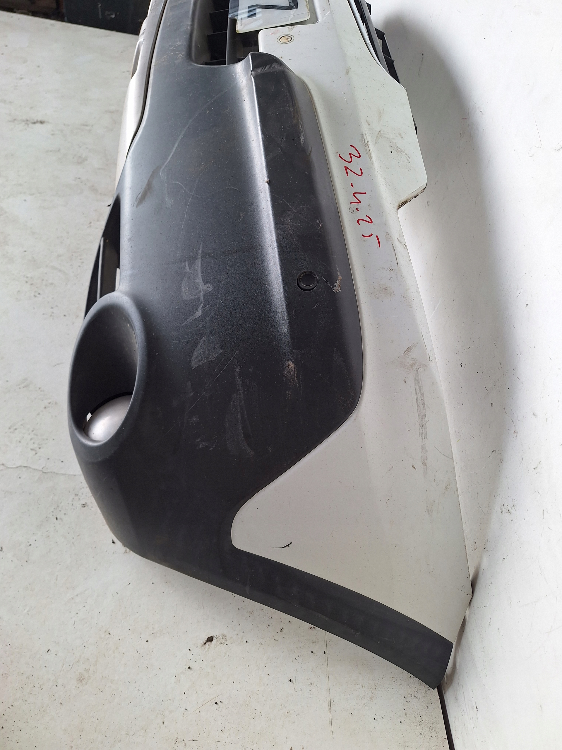 OPEL ANTARA 06-10 bumper + PDC
