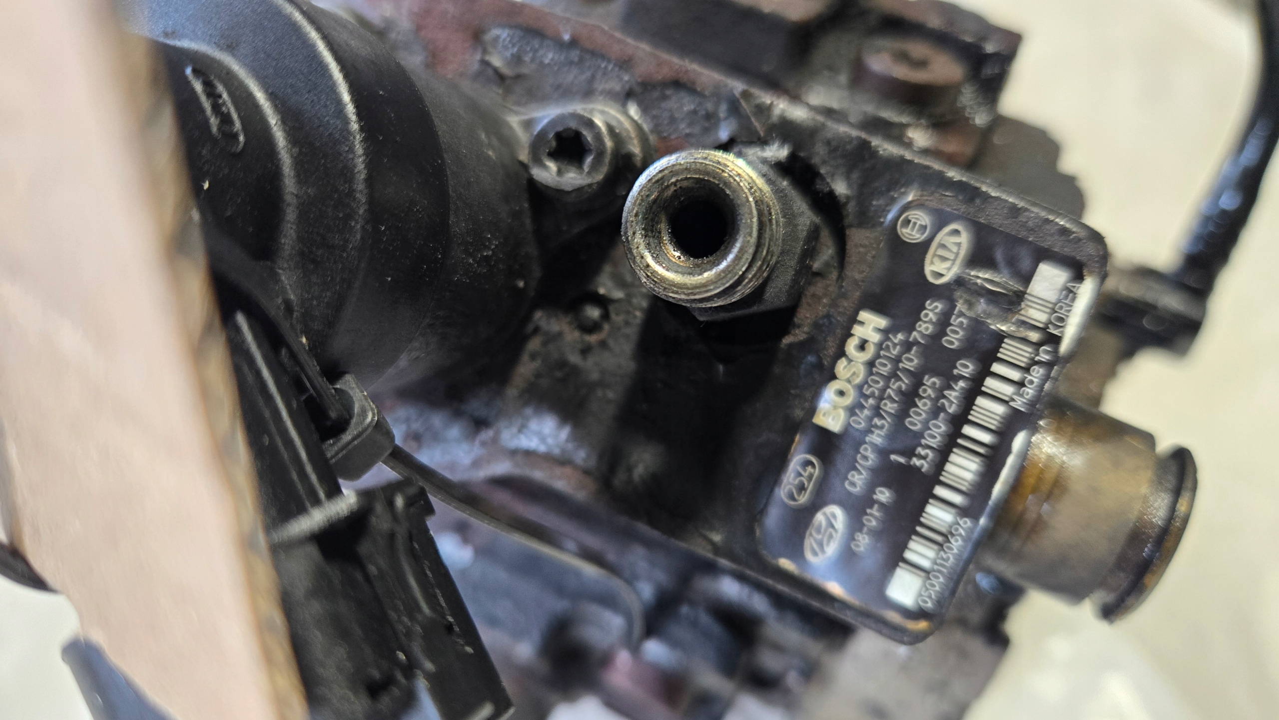 HYUNDAI MATRIX injection pump 1.5CRDI 33100-2A410