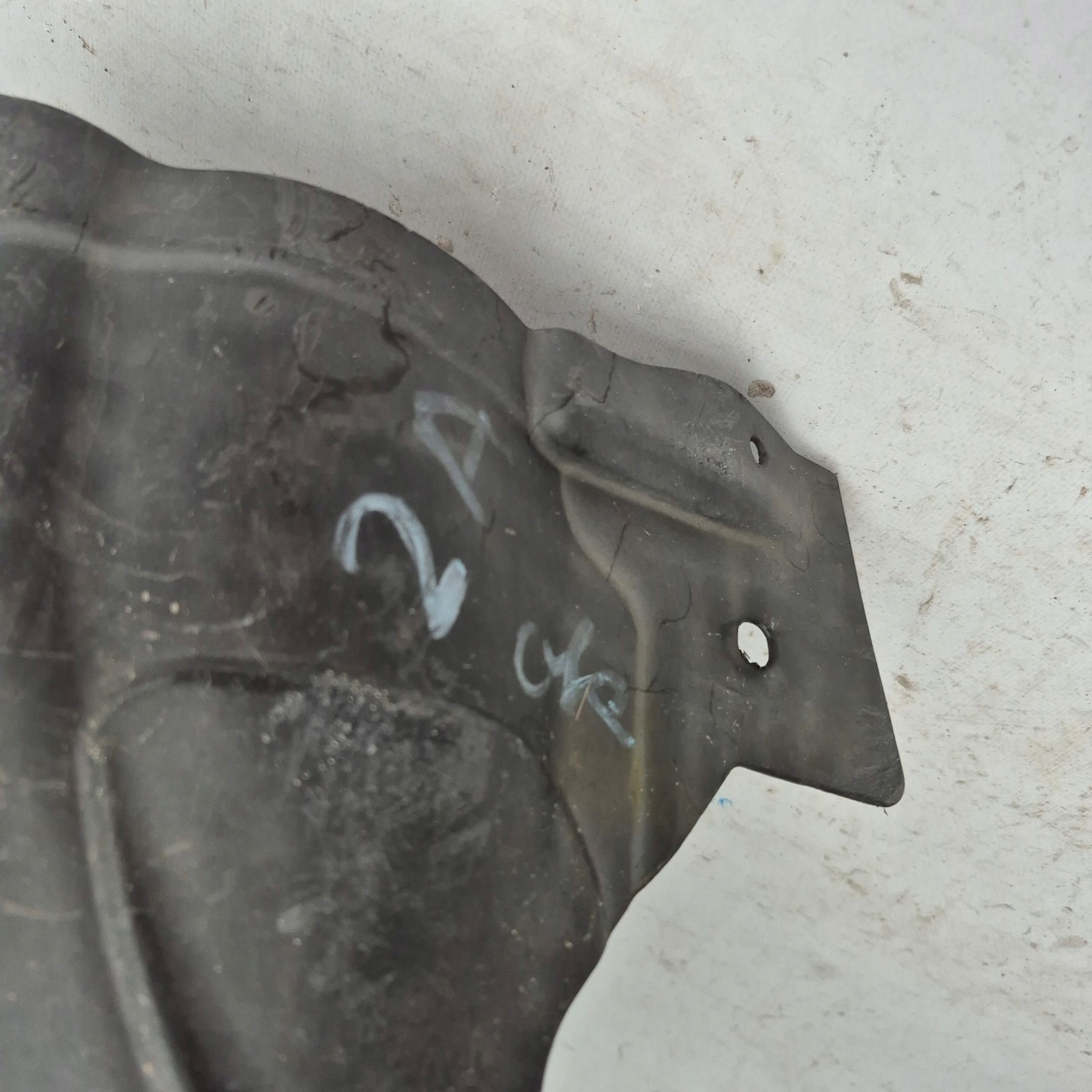 A4 B9 8W 8W0 15- mudguard left front front 8W0821171A