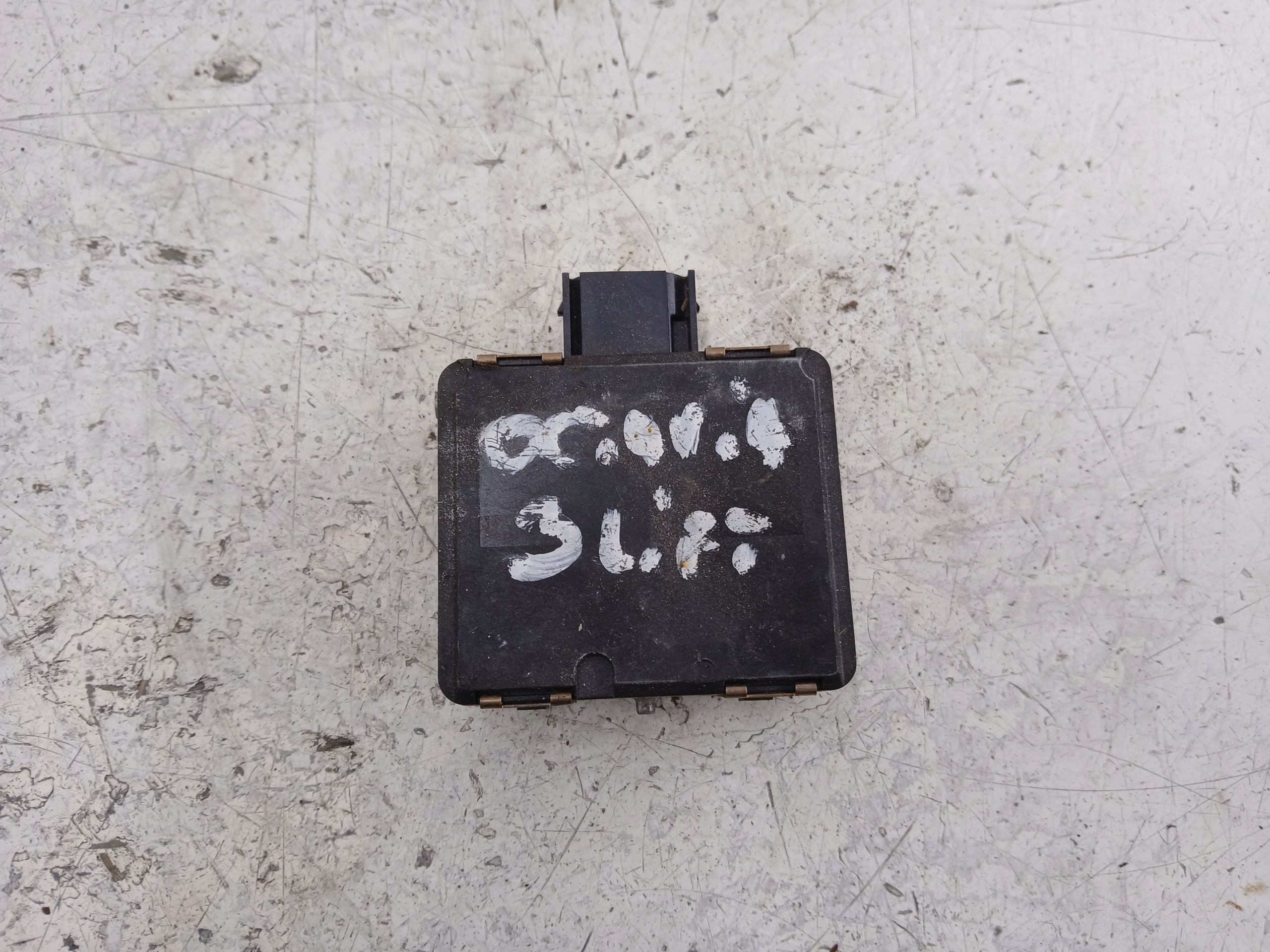 VW AUDI SEAT SKODA RADAR Sensor DISTRONIC 3QF907561