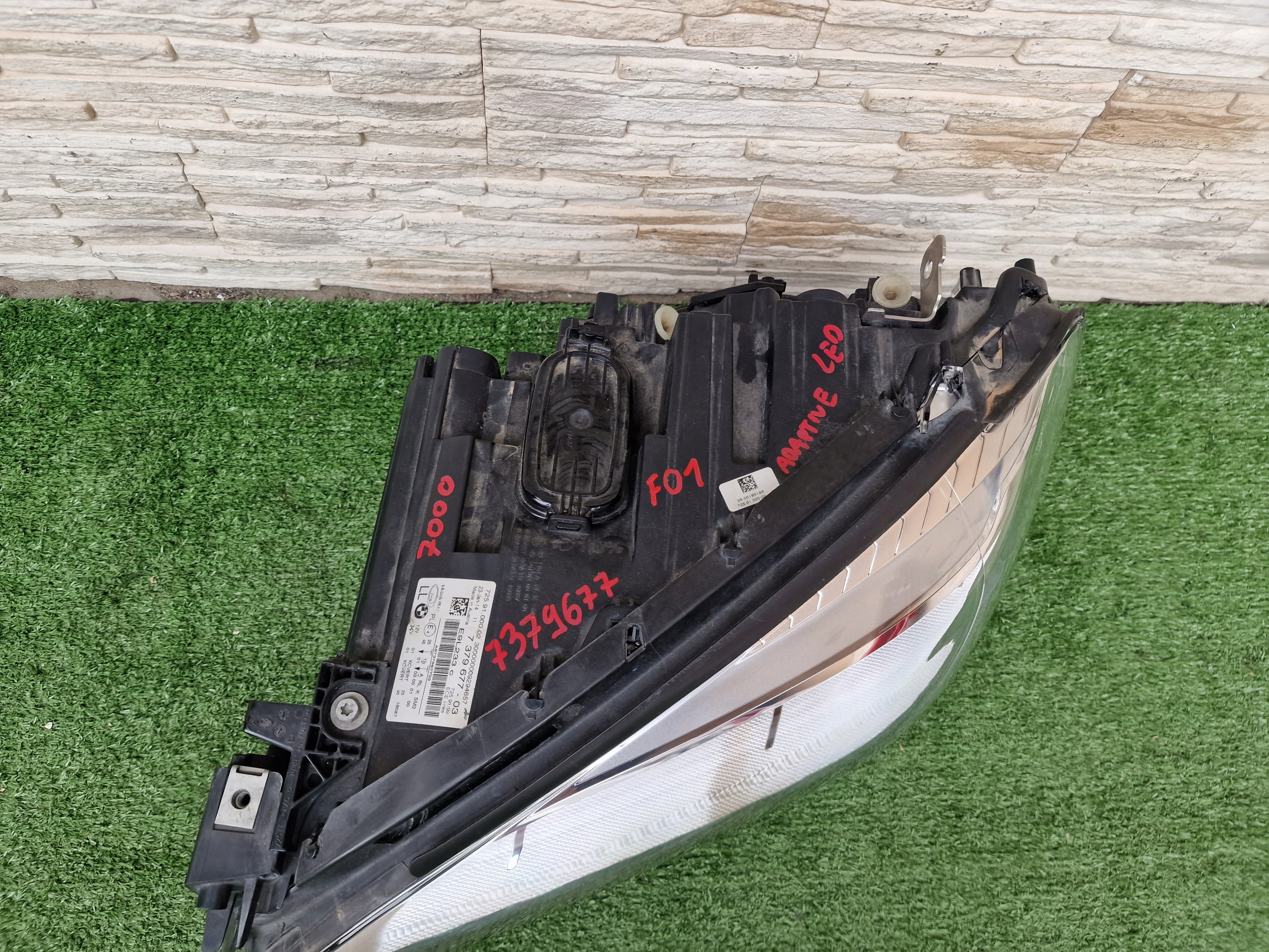 LAMPA LED ADAPTIVE BMW 7 F01 7379677 Strona zabudowy lewa