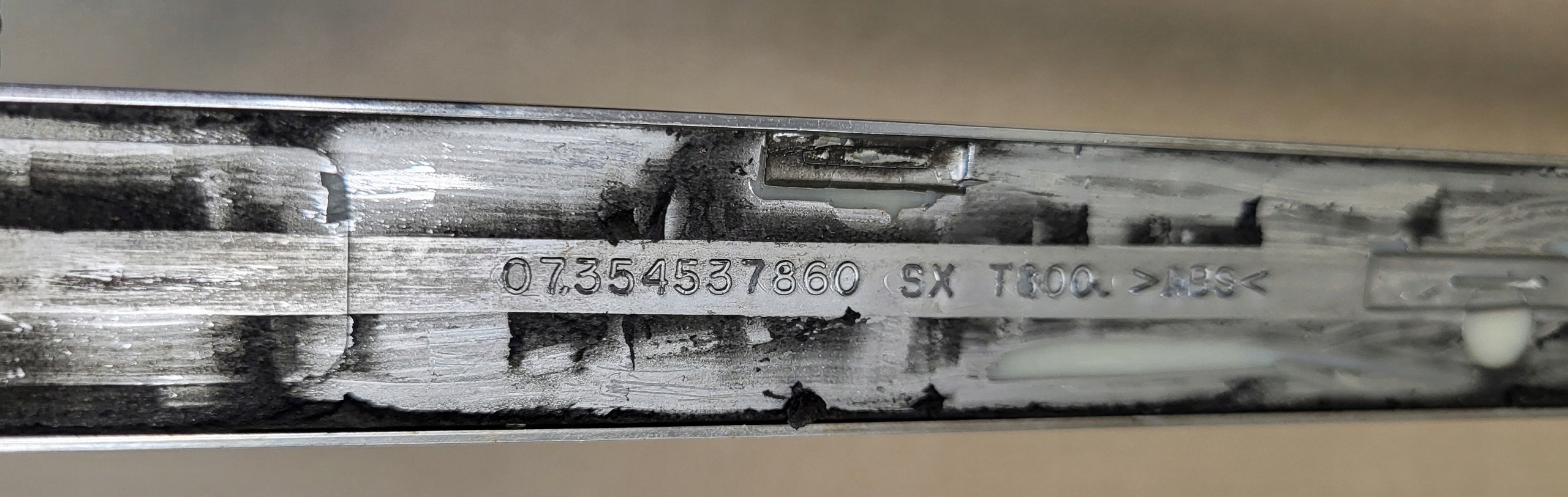 moulding chrome Z door left front FIAT LINEA OE
