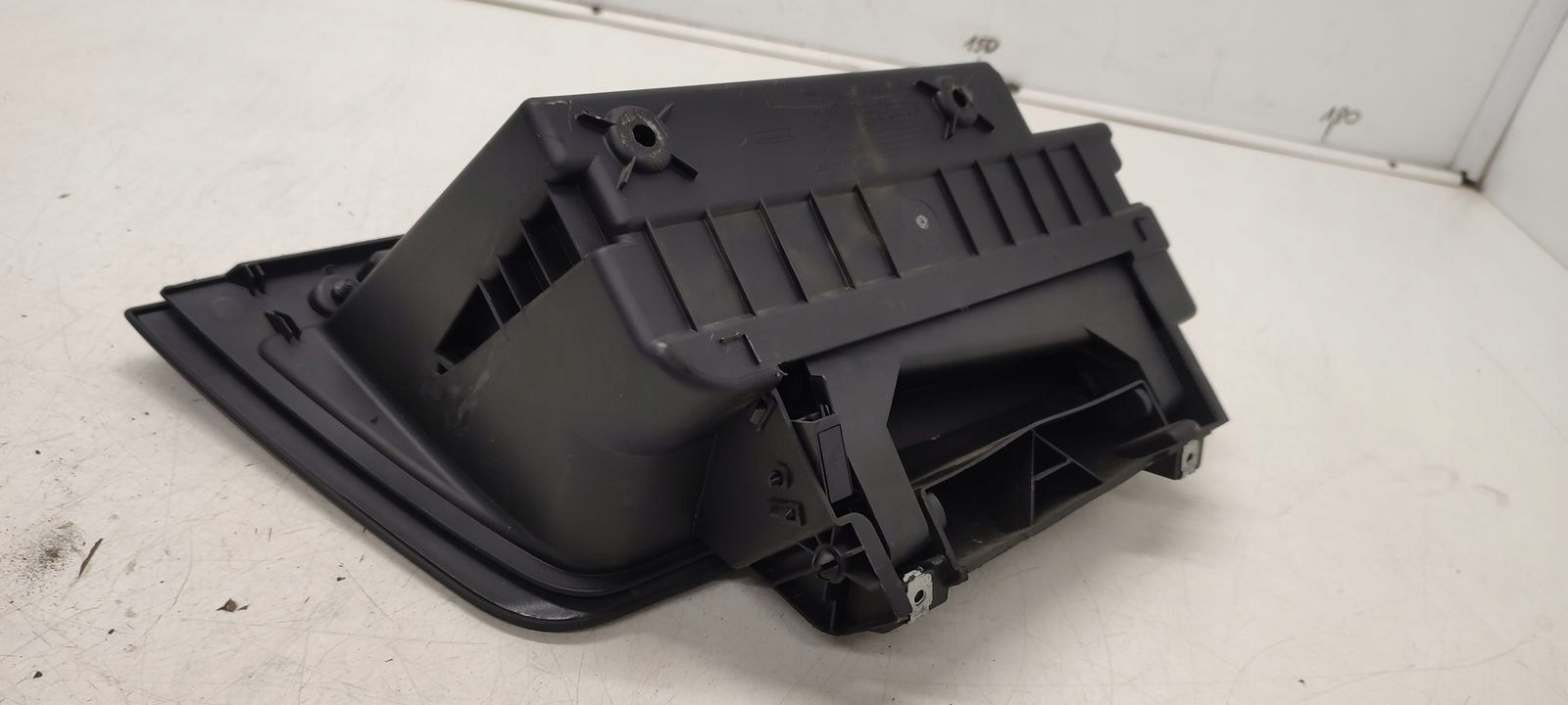 skrinka spolujazdca spolujazdca Seat Leon II LIFT