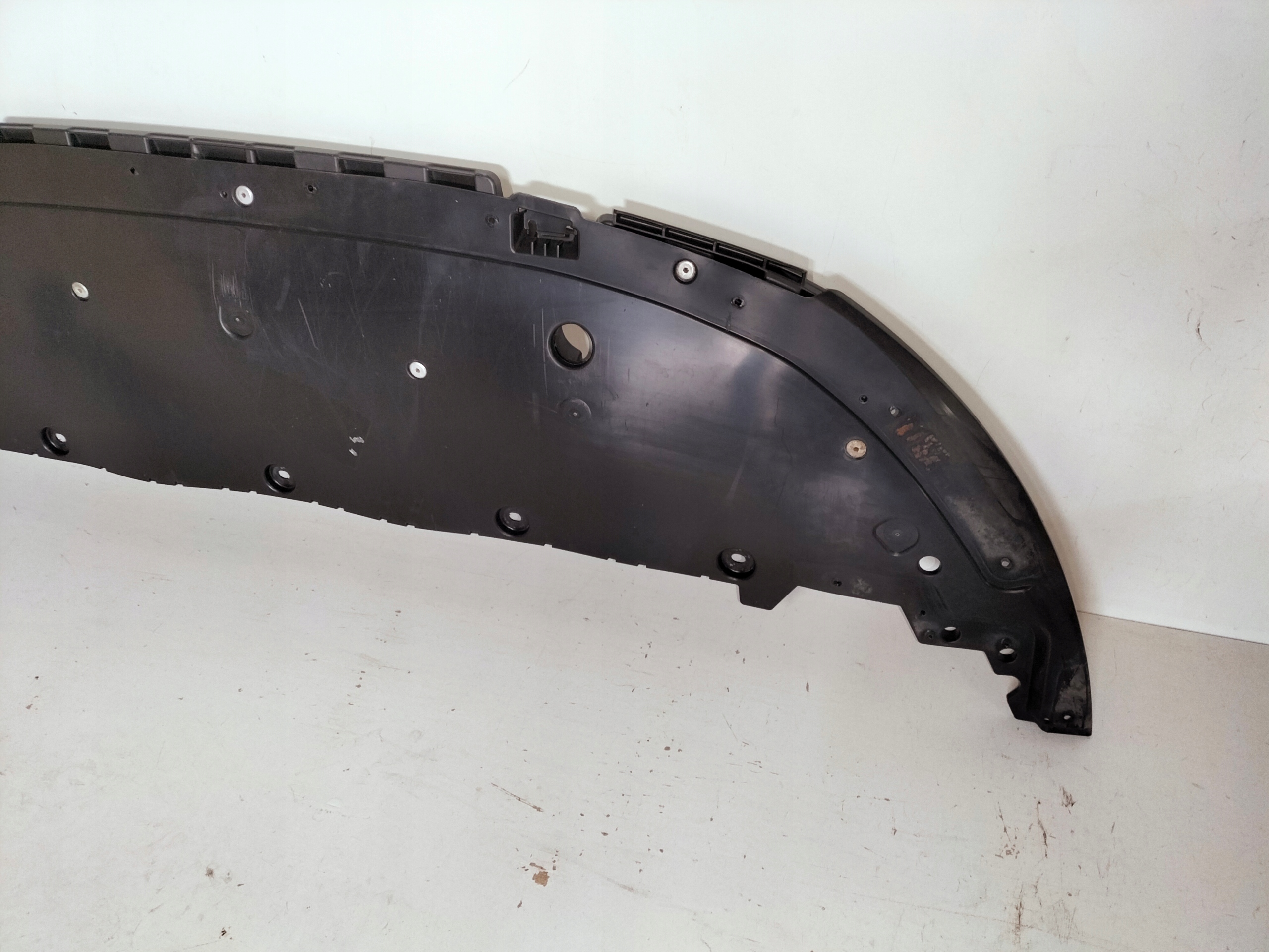 BLENDE ABDECKUNG ABDECKUNG UNTER STOSSSTANGE RENAULT CLIO 5 V 19- RS
