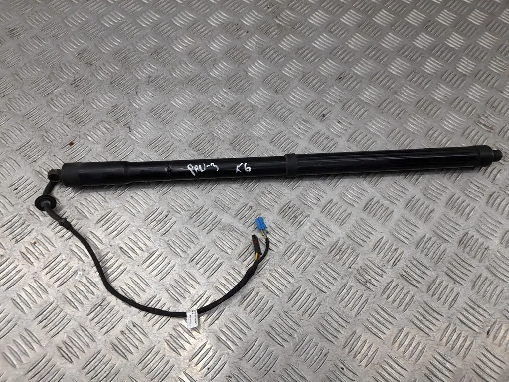 Porsche Panamera 97051257306 задняя левая прокладка