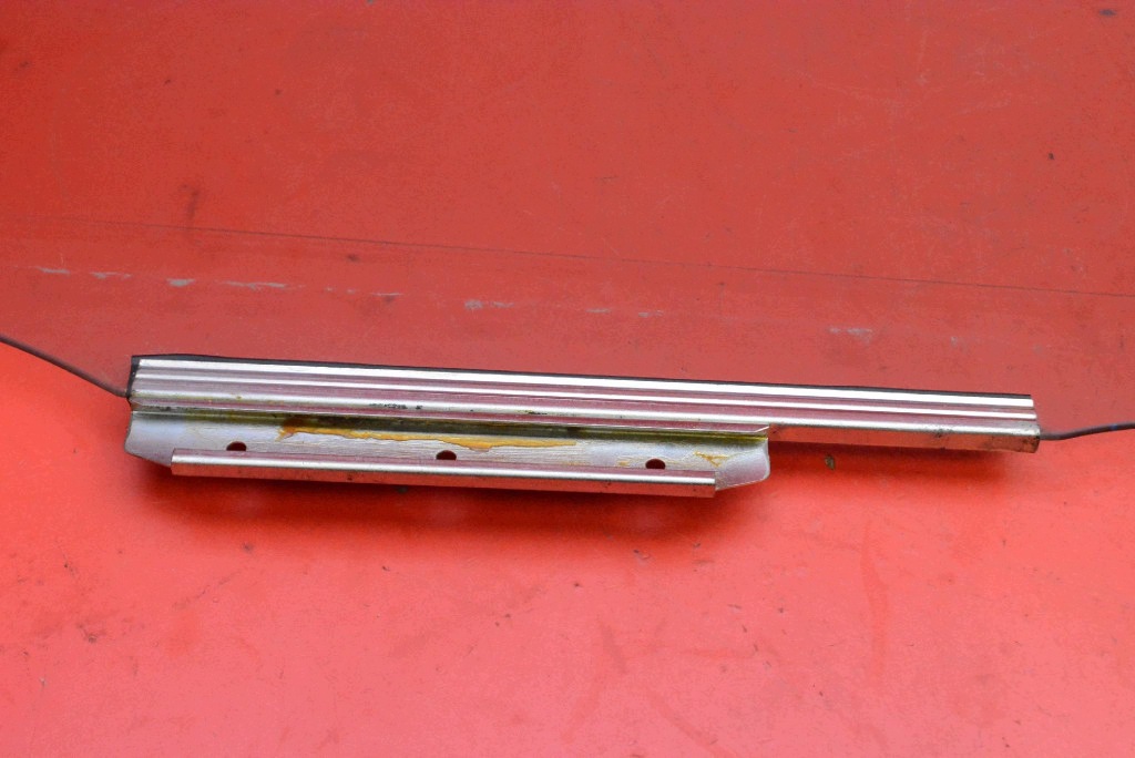 window side left rear part rear TOYOTA COROLLA E18 13-18