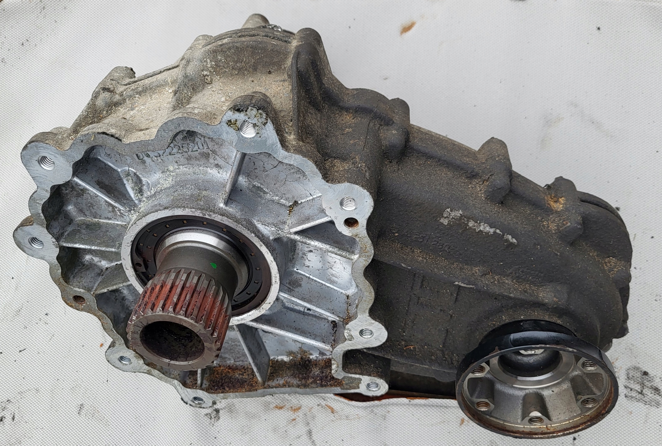 REDUKTOR SKRZYNI BIEGÓW ROZDZIELACZ MERCEDES ML W164 R W251 320 CDI OE