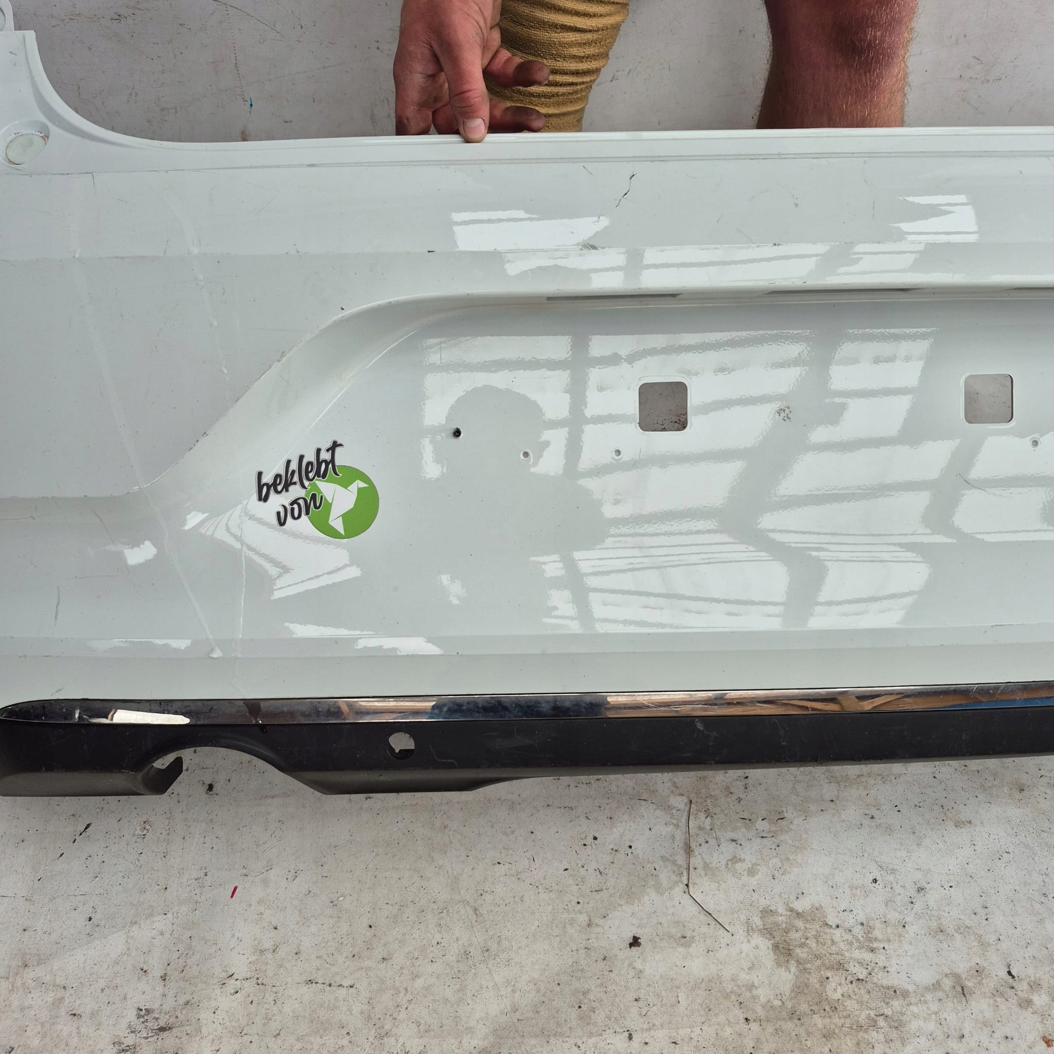 RENAULT CLIO V 19- bumper rear part rear PDC diffuser 850224339R