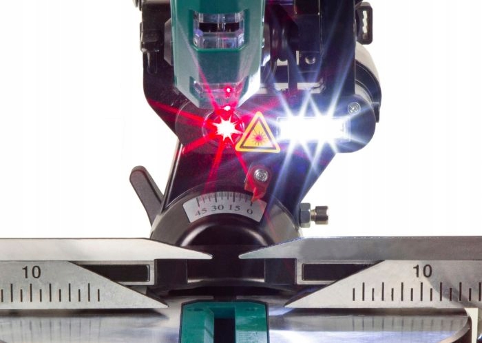 PIŁA UKOŚNA VONROC 2000W- Ø216MM, Z LASEREM I LED EAN (GTIN) 8717479072088