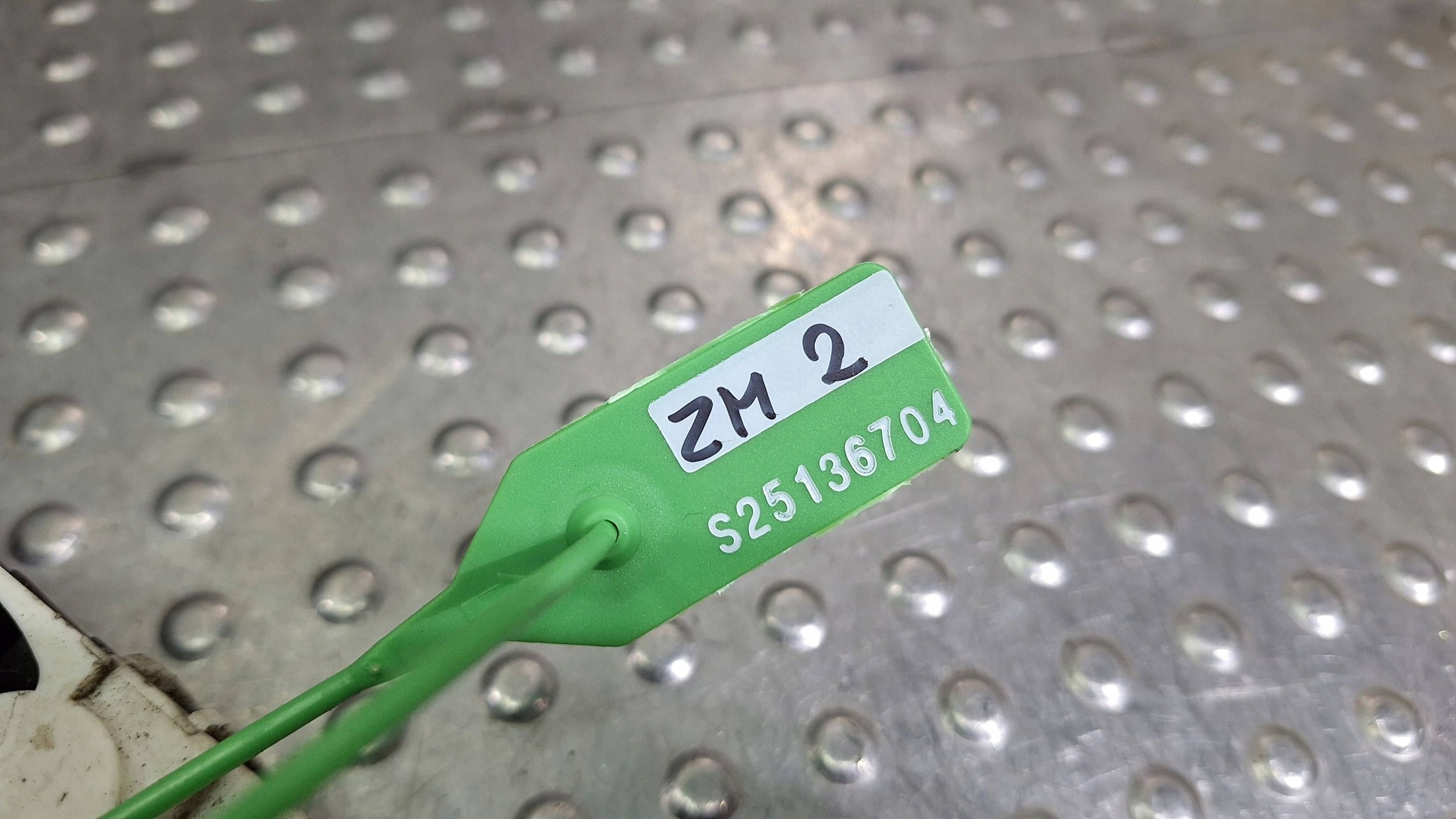 lock door right front A9067201735 MERCEDES SPRINTER W906 CRAFTER 06