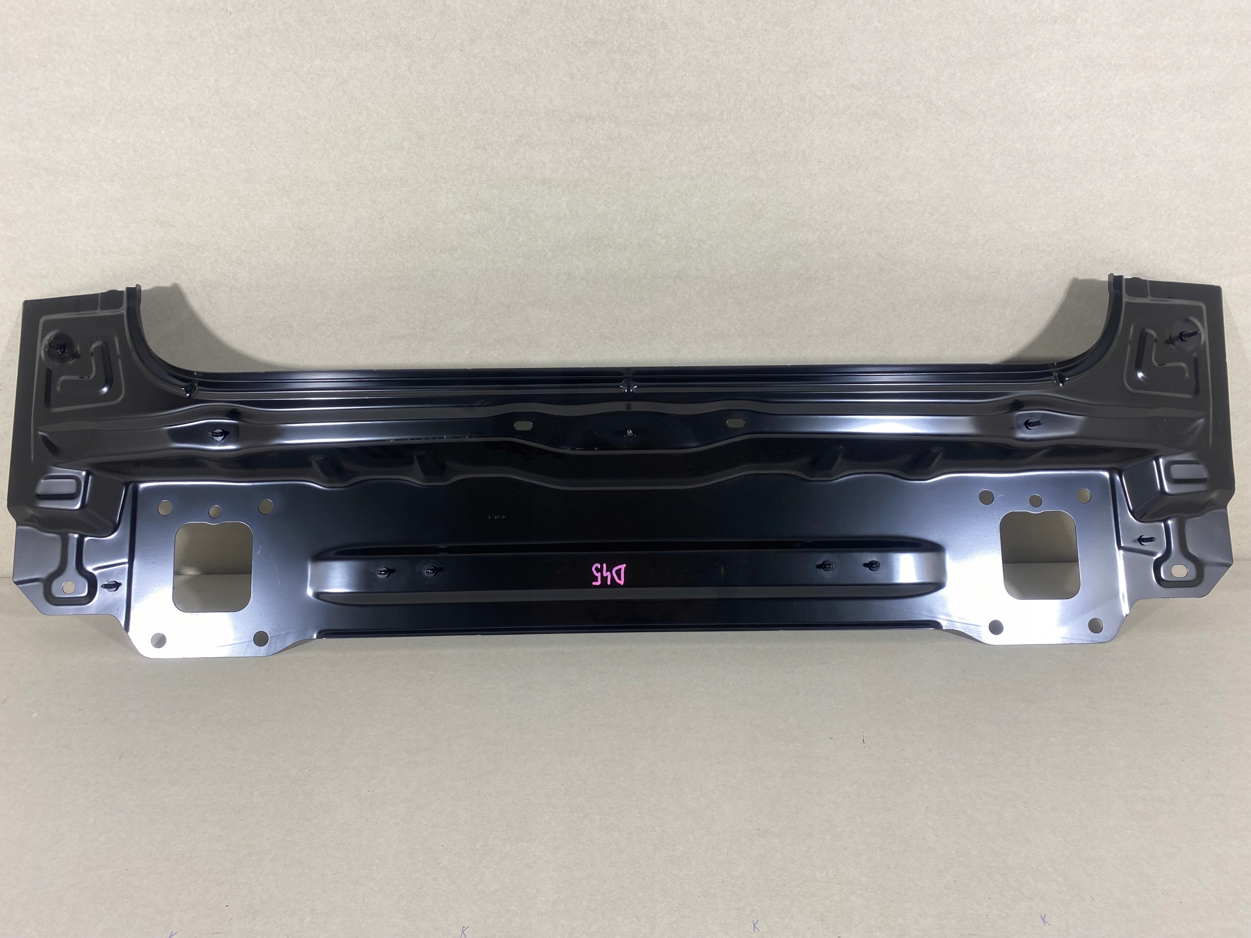 MERCEDES GLE W167 PAS TYŁ ŚCIANA POSZYCIE WANNA