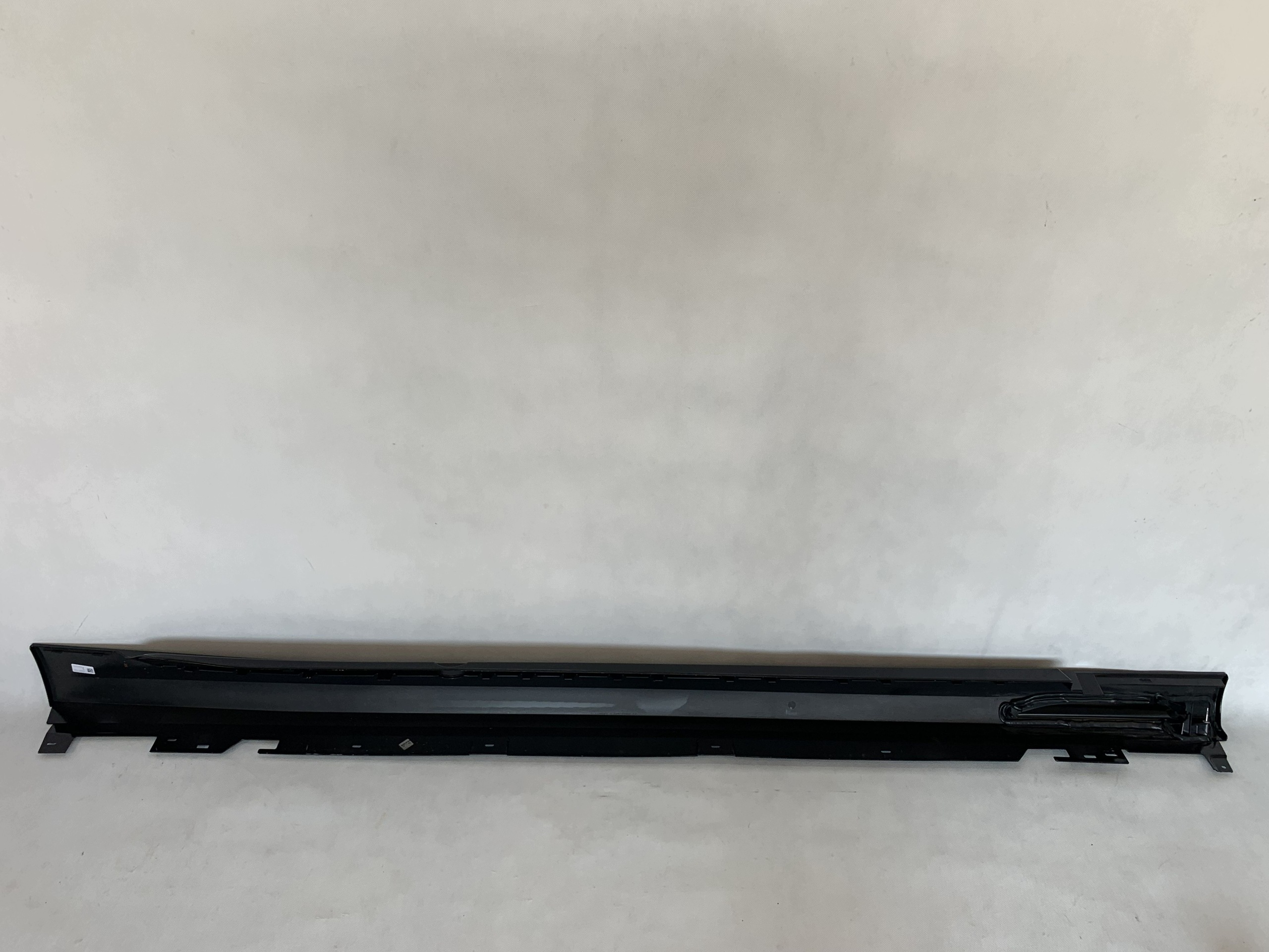 threshold moulding threshold left BMW 5 V G60 G61 m-packet 51778084759 05.26
