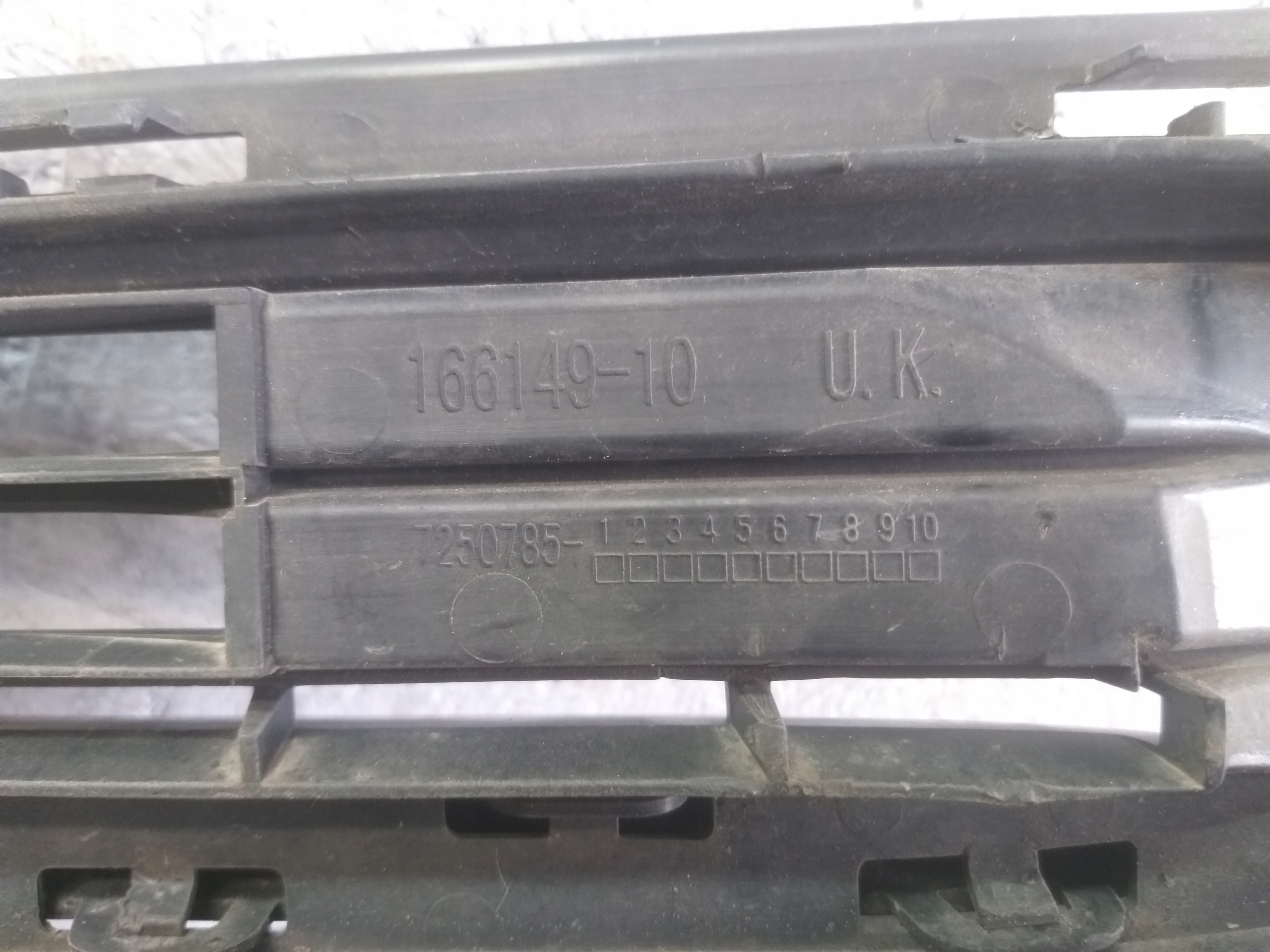 BUMPER FRONT GRID CENTRAL MINI COOPER S R56