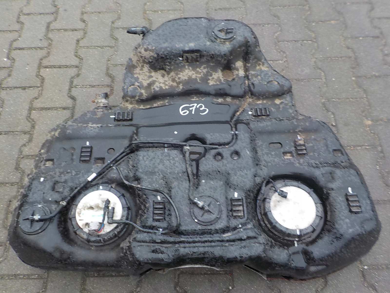 673 SUBARU LEGACY V 2009 -2013 2.0B tank