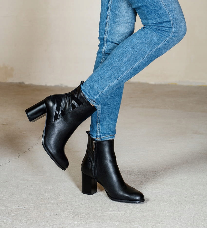 Dámské kotníkové boty Higo kožené 2057 Černá 41