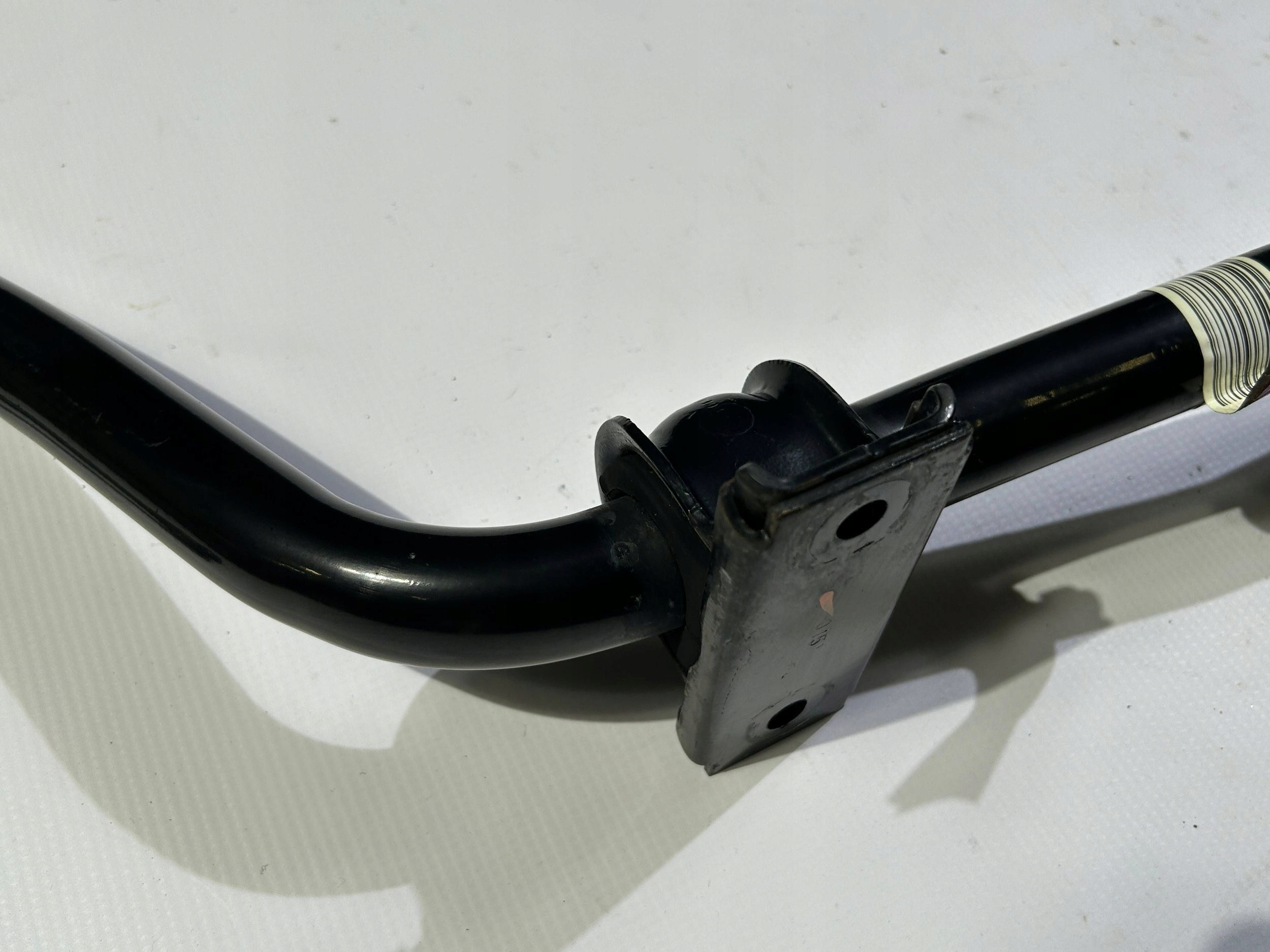 stabilizer rod front front Ford Mustang V 3.7 2011