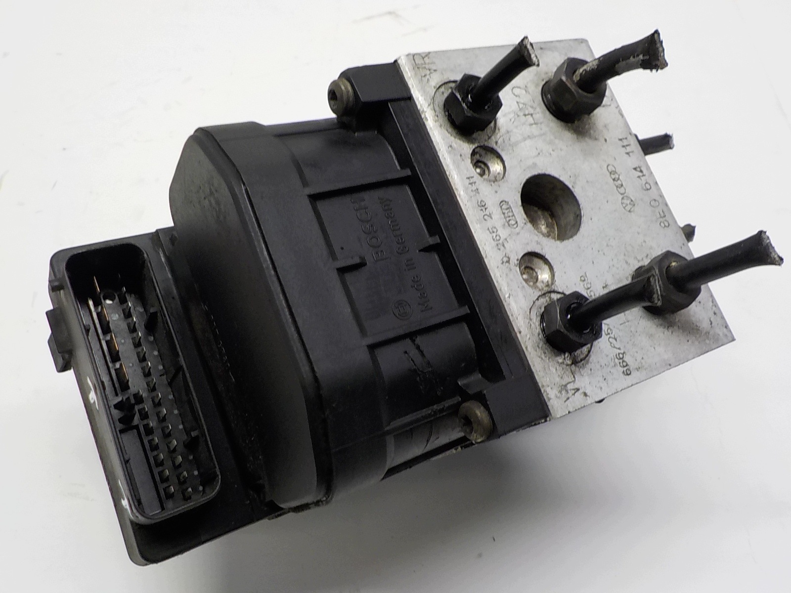 AUDI A4 B5 VW PASSAT pompa ABS 0265216411 8E0614111 0273004132
