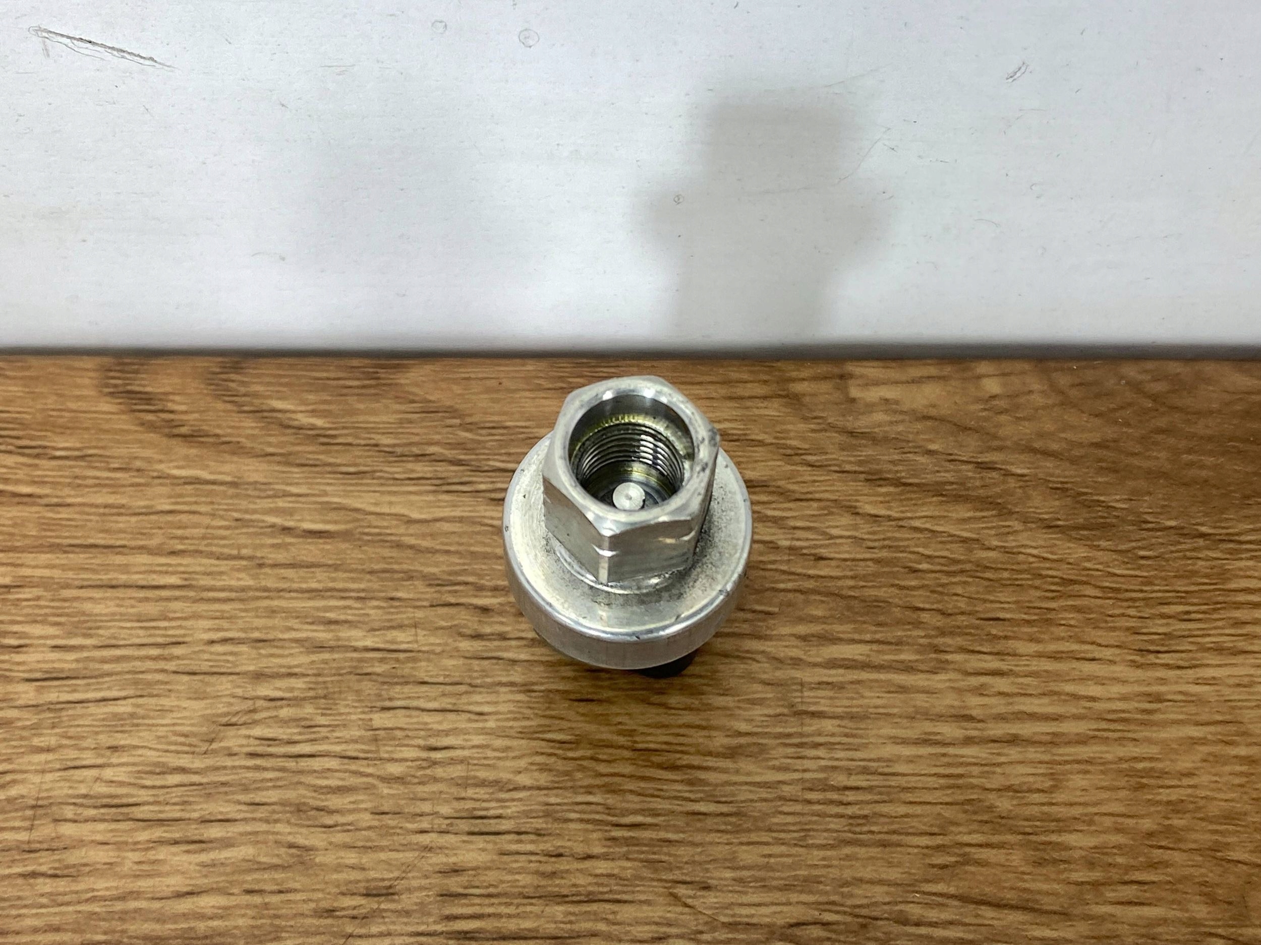 Sensor Druck klimaanlage (presostat) Dodge Charger 2015+
