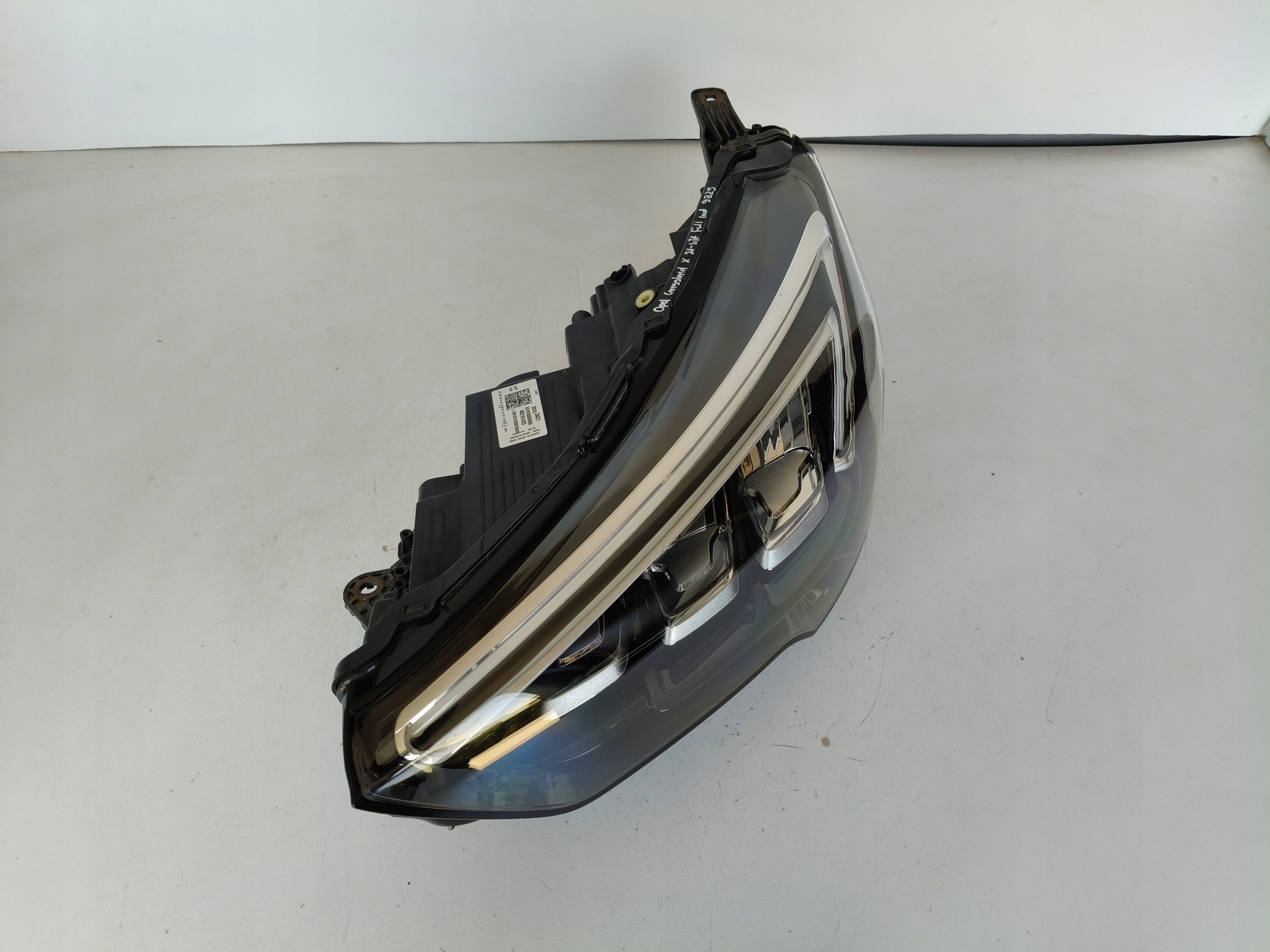 light left REFLEKTOR OPEL CROSSLAND X 16- FULL LED
