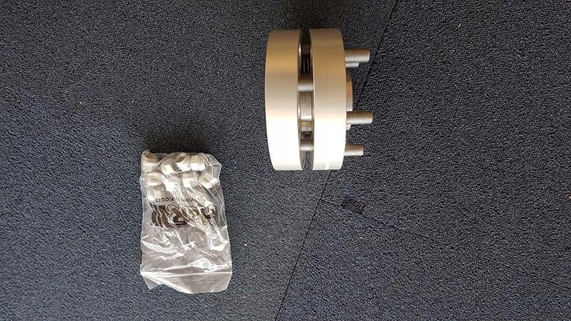 Przekladki kol H R SV LAND ROVER FORD JAGUAR Parts manufacturer Land Rover original OE