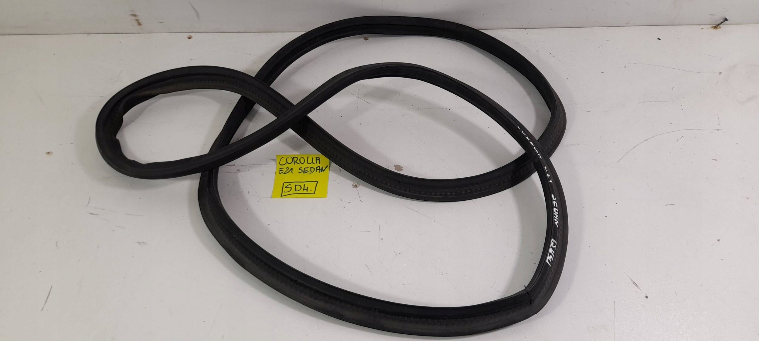 Toyota Corolla E21 sedan gasket bonnet boot (SD4)